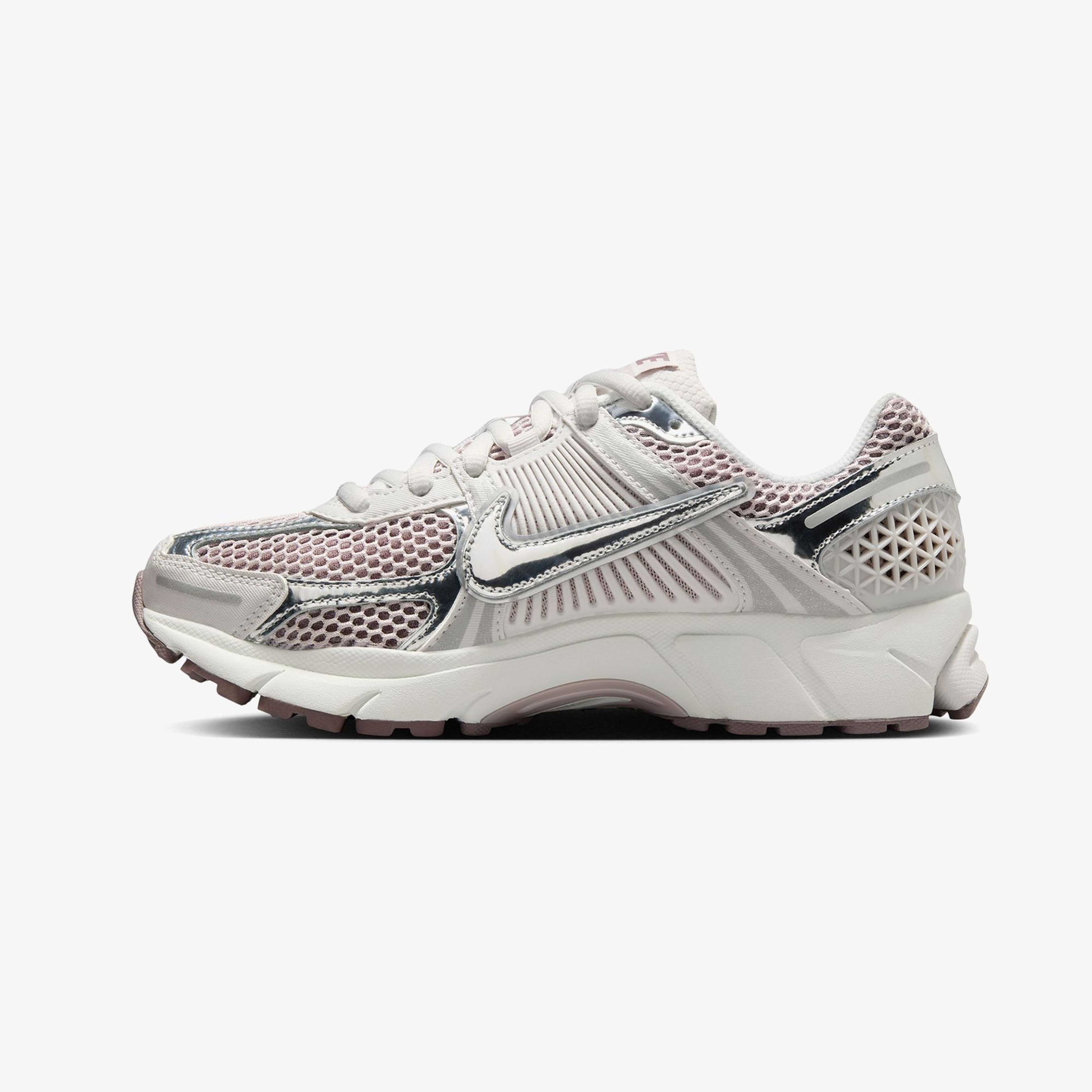 Nike Zoom Vomero 5 Kadın Gri Spor Ayakkabı