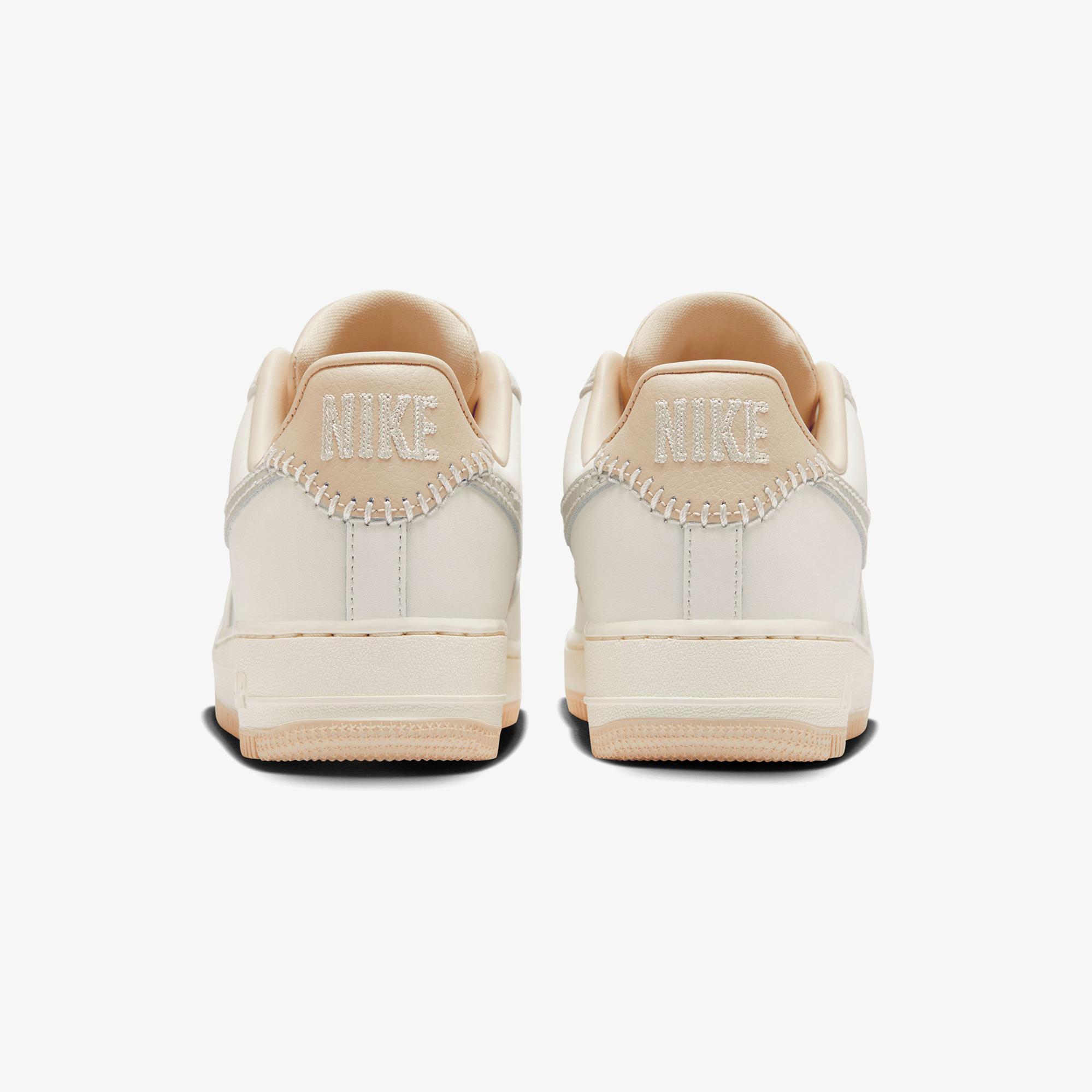 Nike Air Force 1 '07 Kadın Krem Rengi Spor Ayakkabı