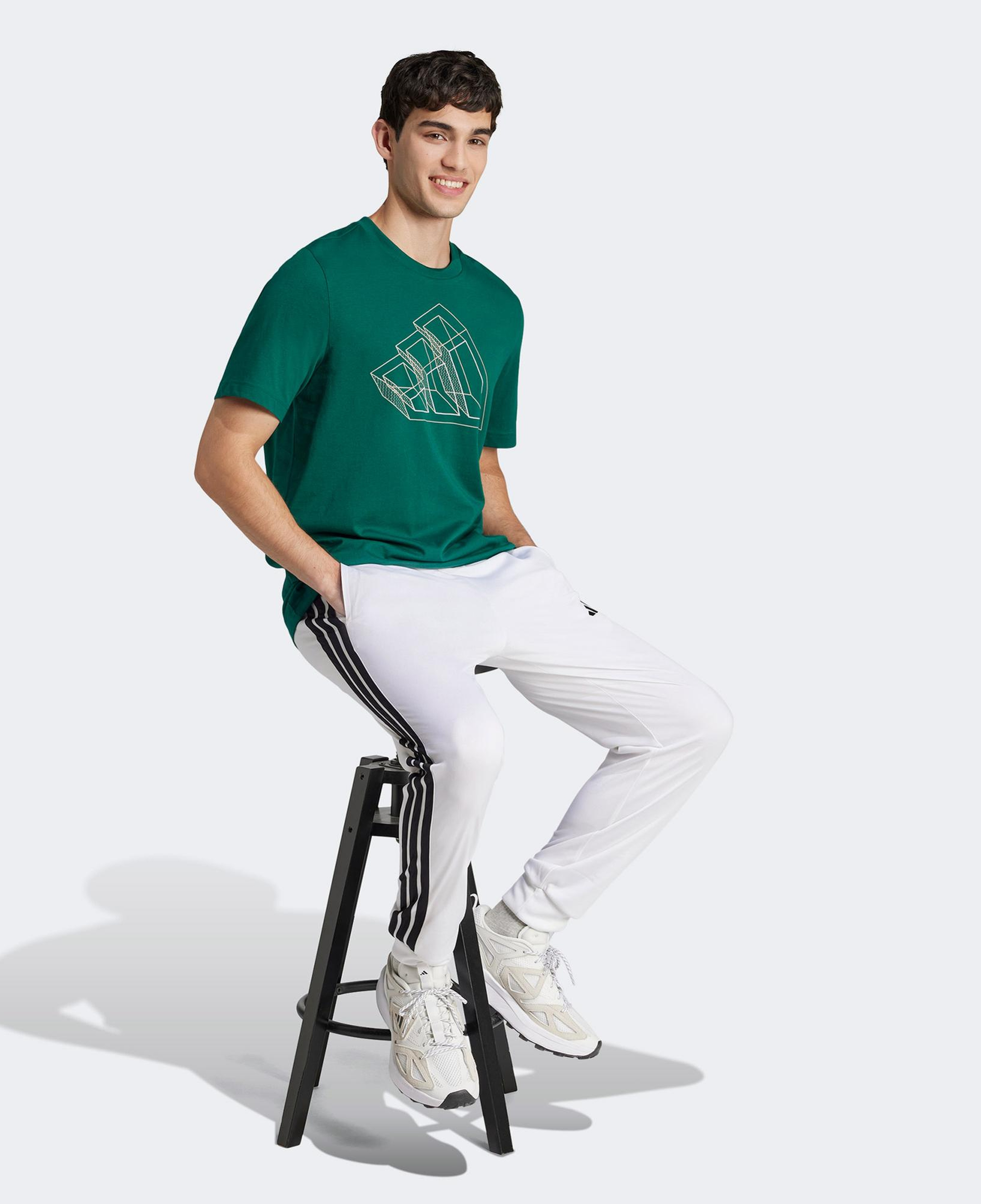 adidas Tec Outline Graphic Erkek Yeşil T-Shirt