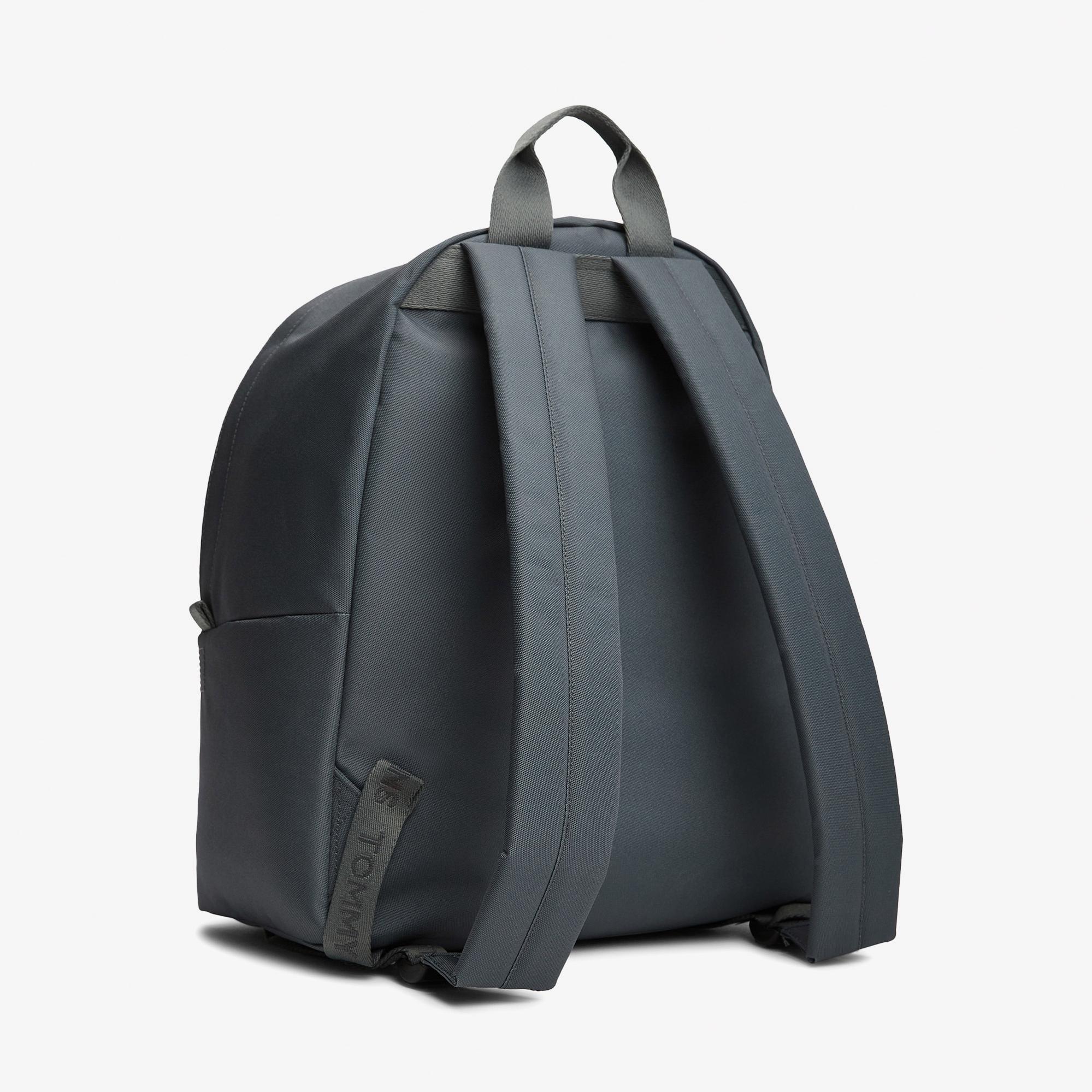 Tommy Hilfiger Essential Daily Erkek Gri Sırt Çantası