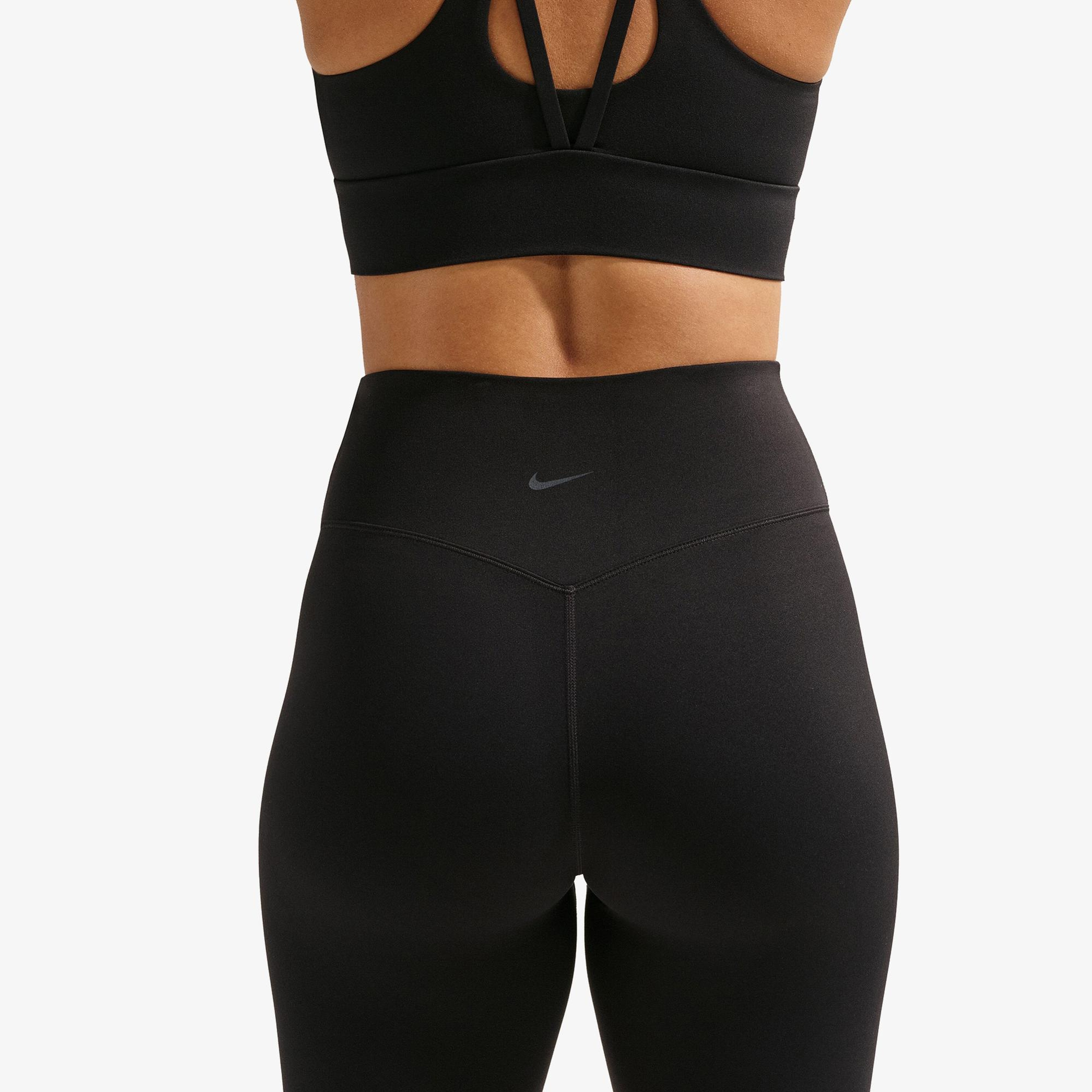 Nike Dri-Fit Zenvy Yüksek Belli 20 cm Kadın Siyah Kısa Tayt