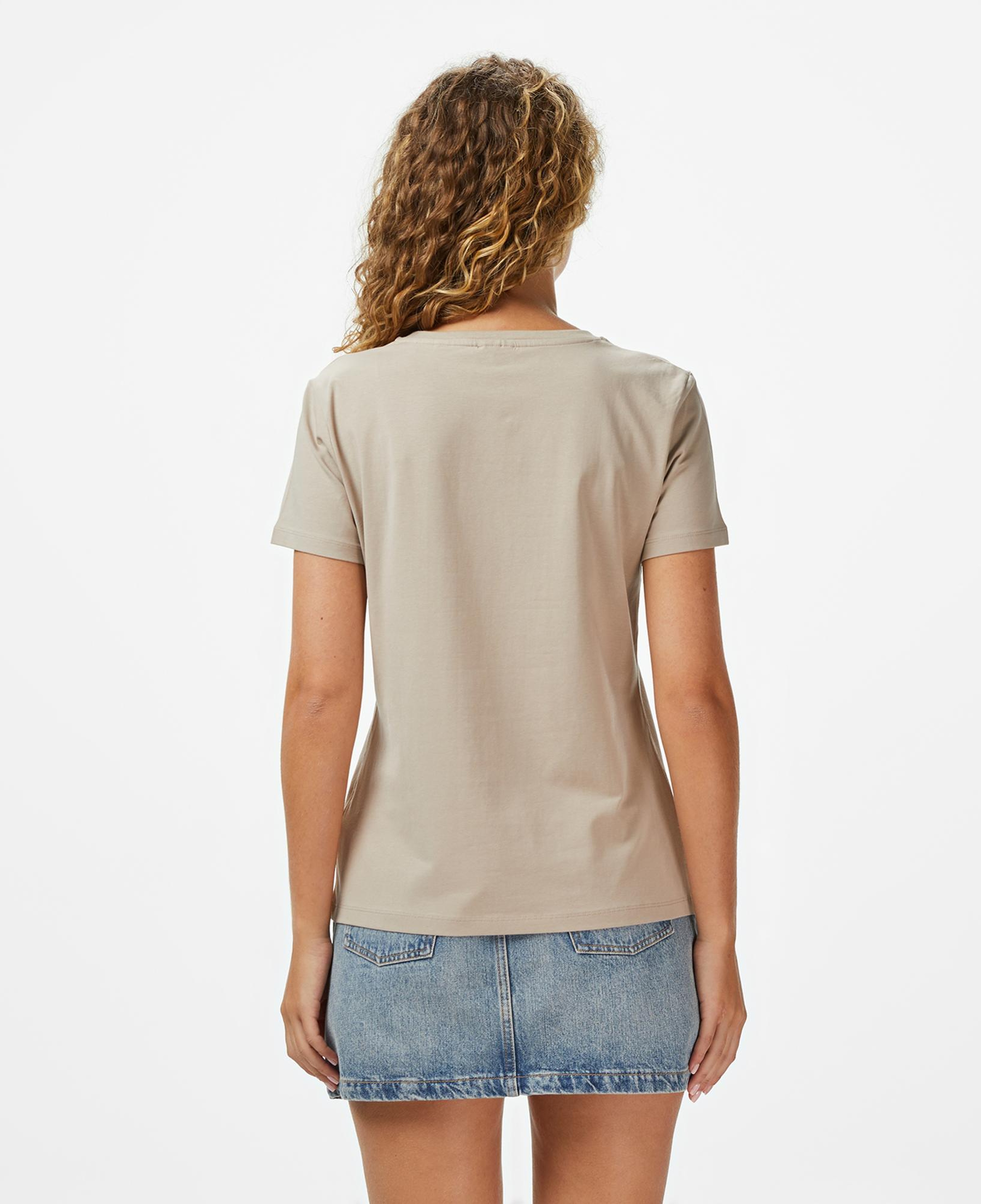 Guess Marina Slim Fit Kadın Bej T-Shirt