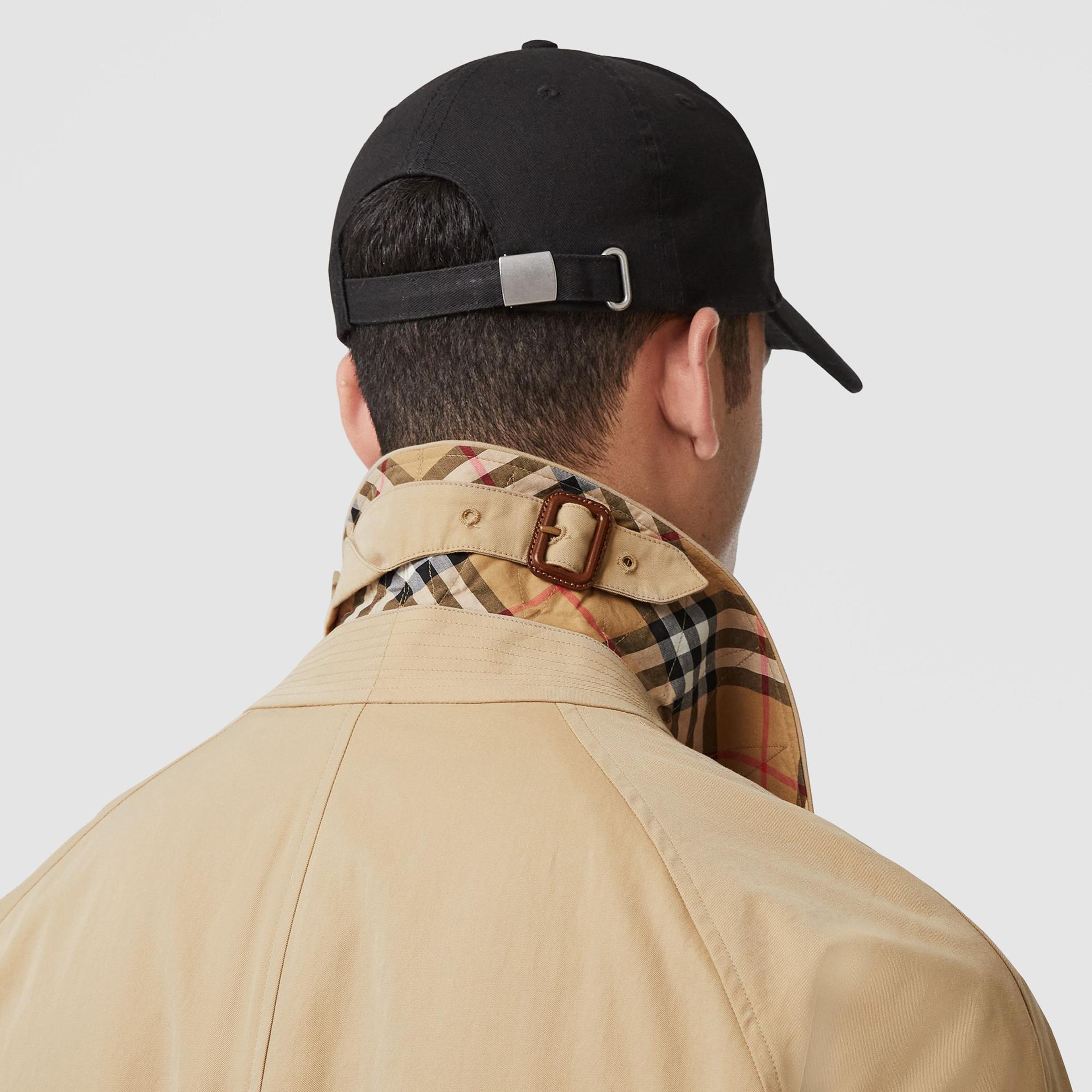 Burberry Mid-length Lightweight Camden Car Erkek Bej Trençkot