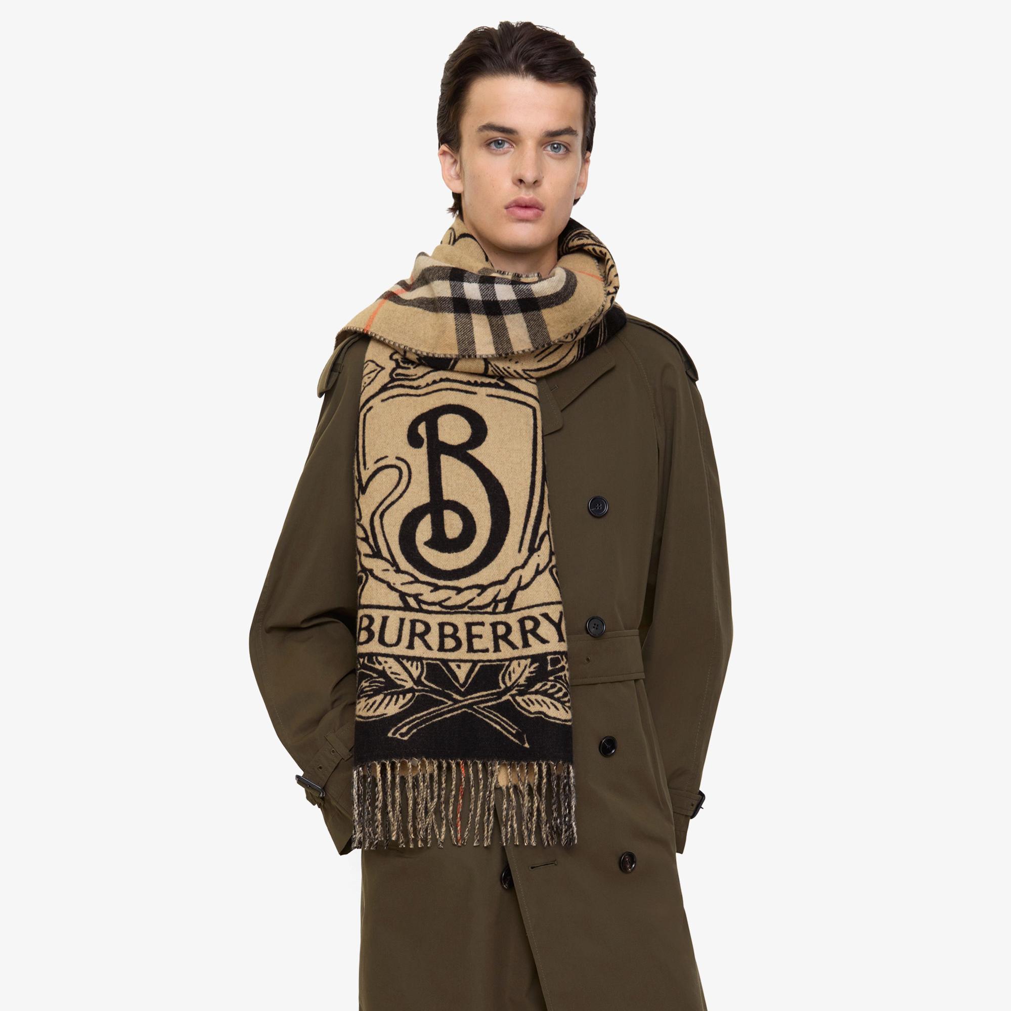 Burberry Wide Reversible Stormy Knight Kadın Bej Atkı