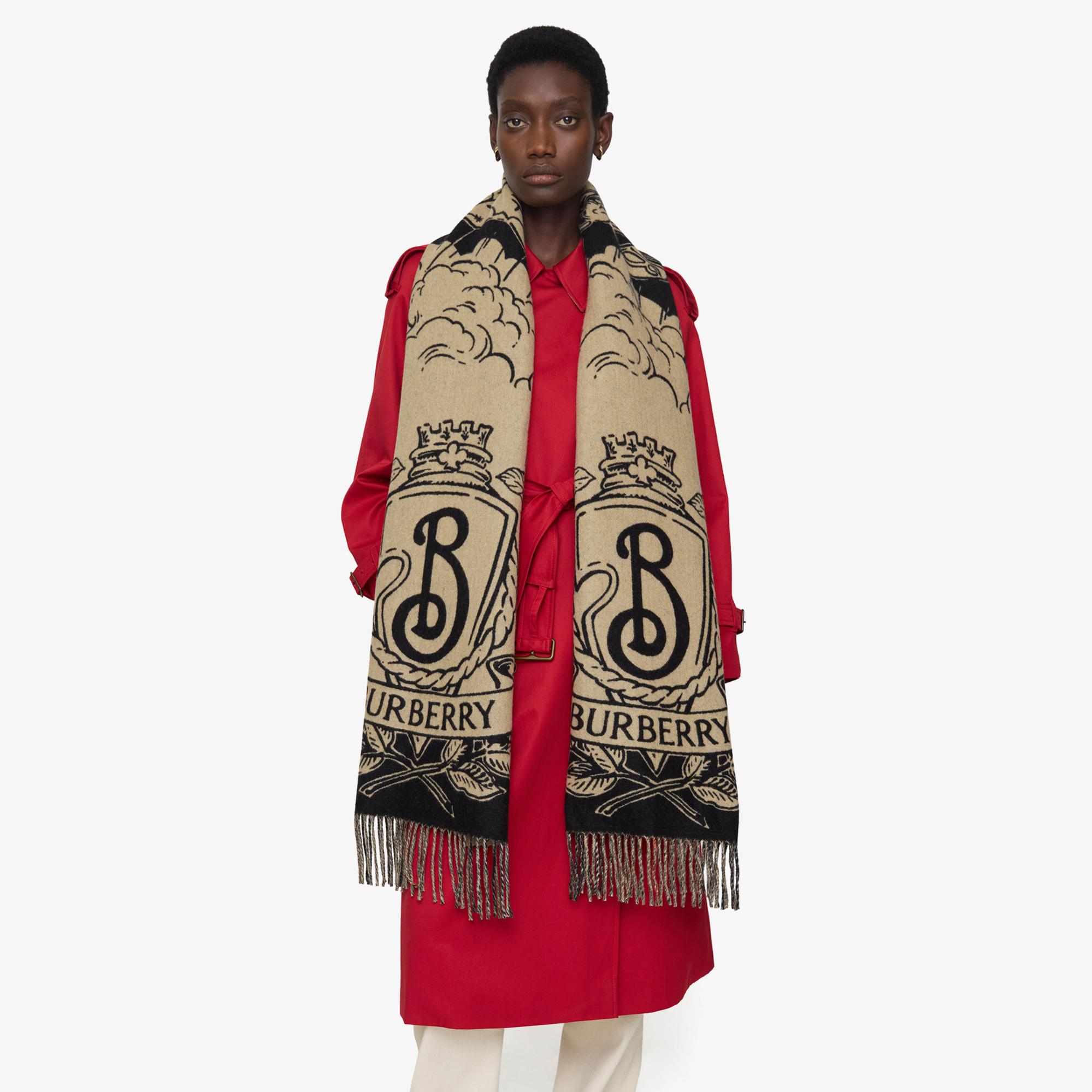 Burberry Wide Reversible Stormy Knight Kadın Bej Atkı