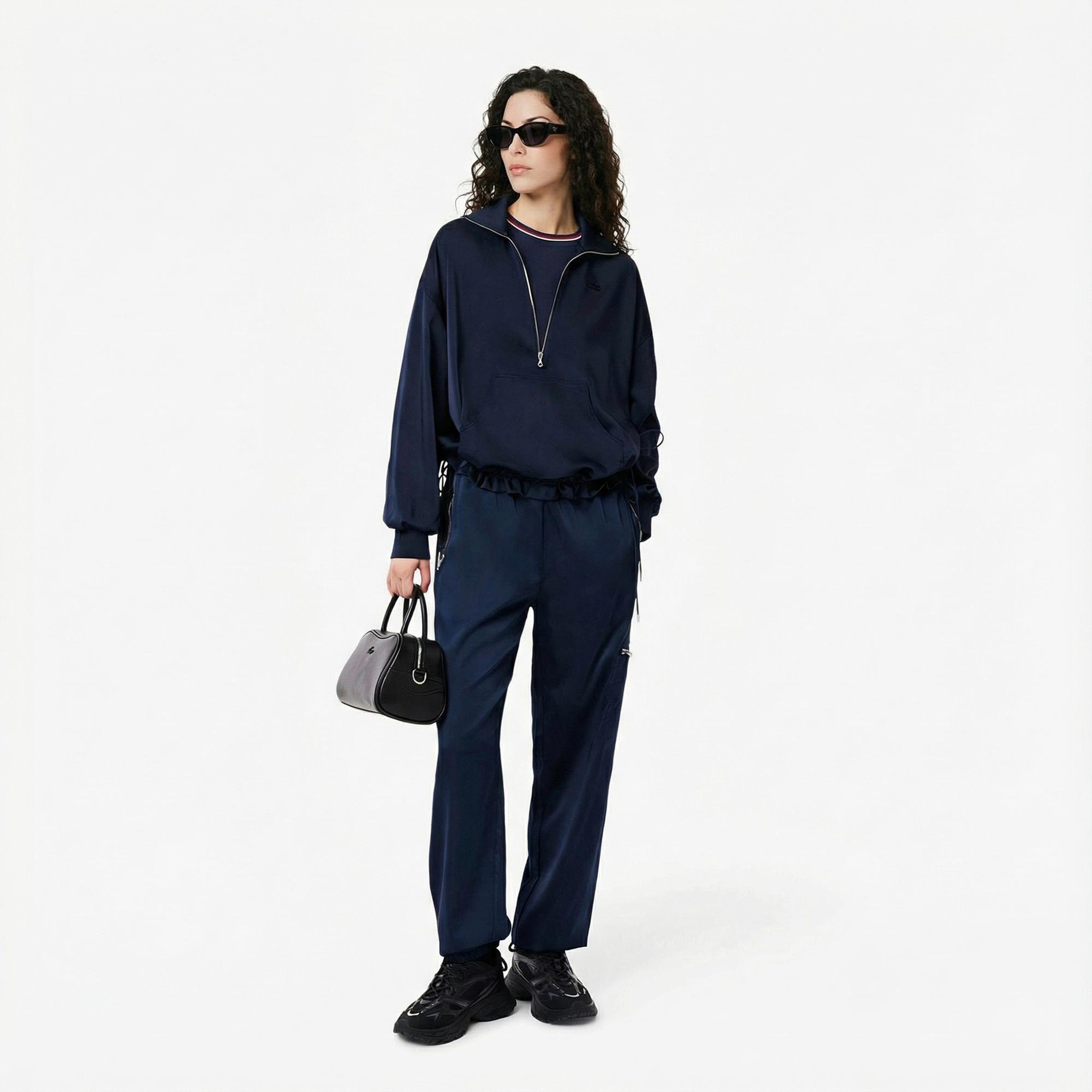 Lacoste Kadın Slim Fit Bisiklet Yaka Lacivert T-Shirt