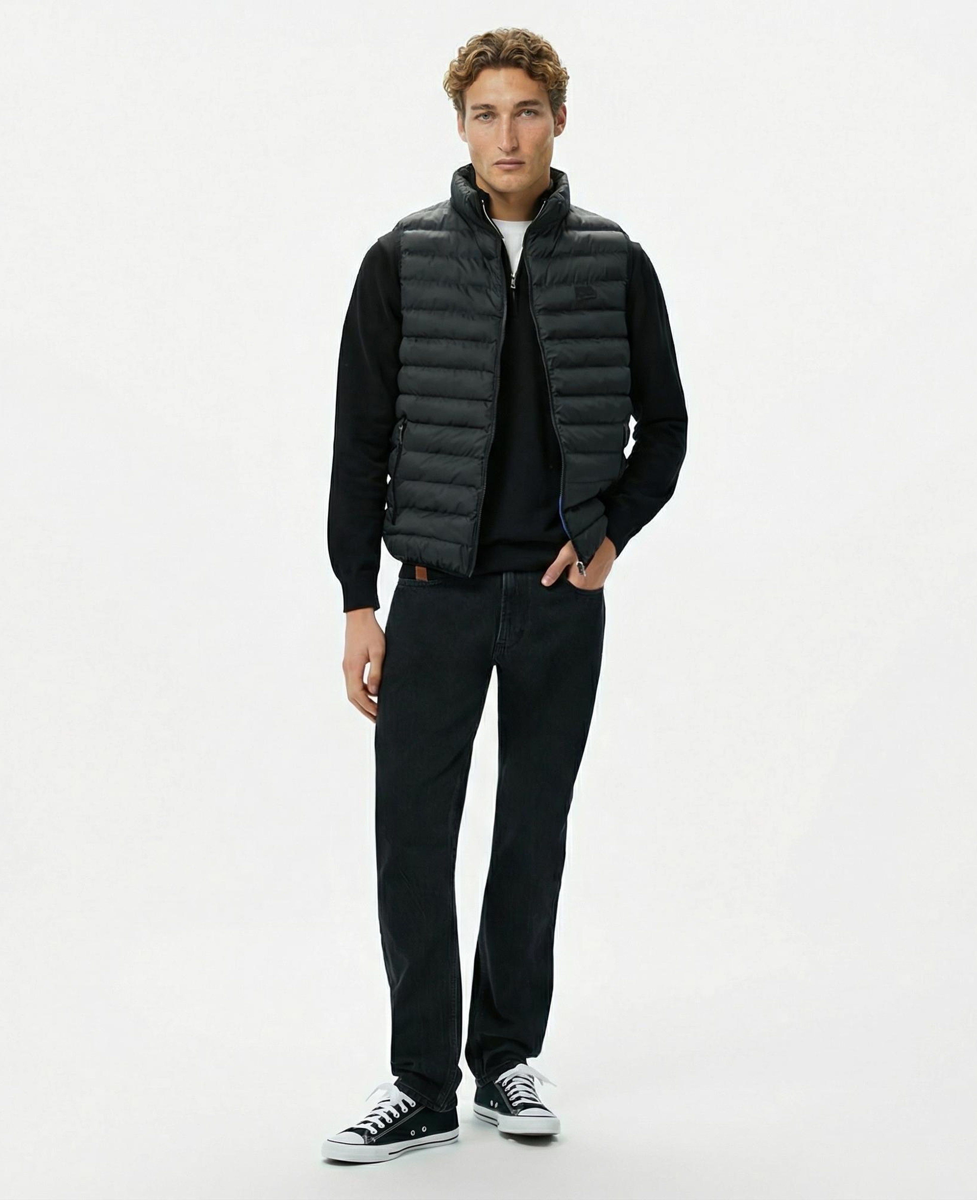 Ucla Blume Erkek Siyah Yelek