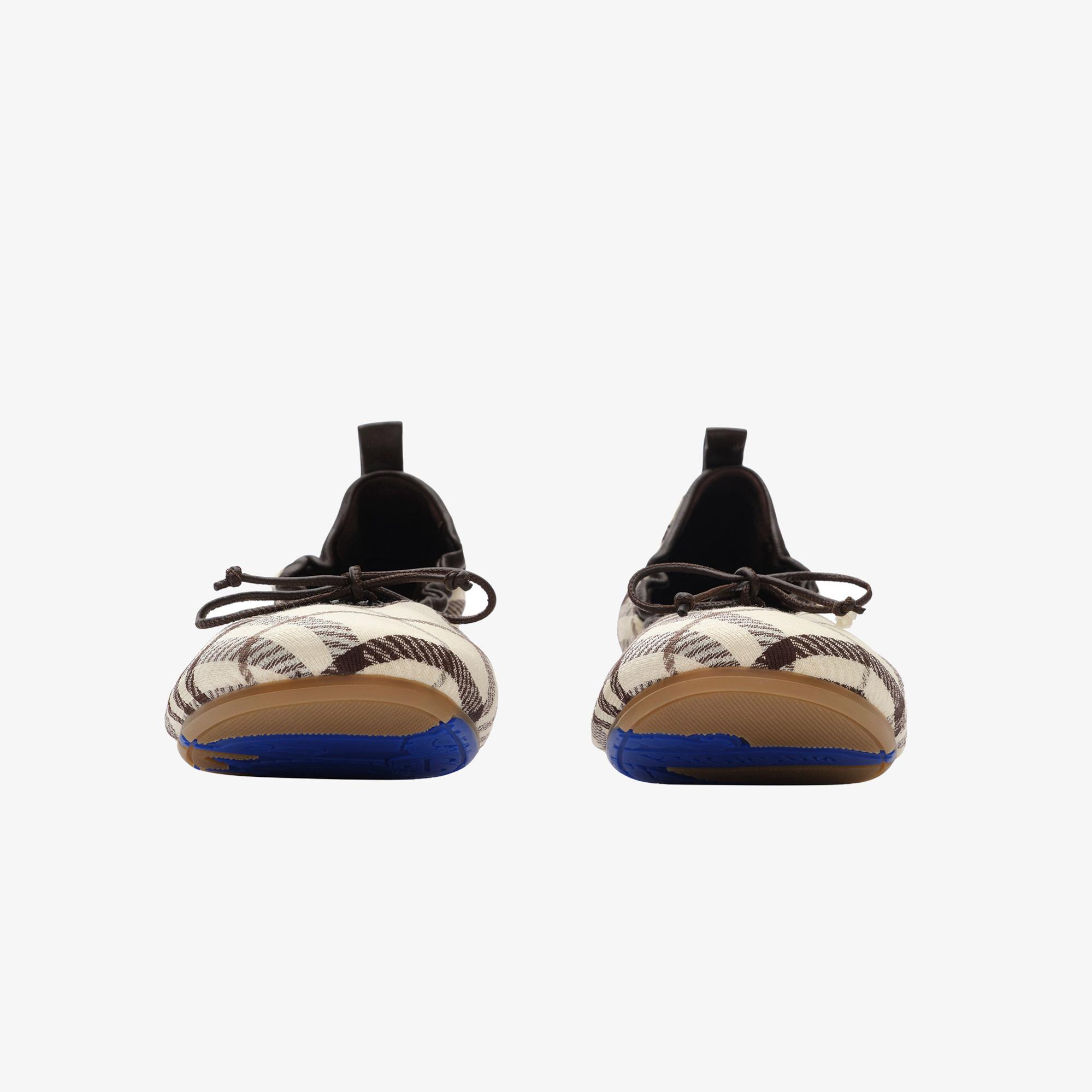 Burberry Fawn Check Kadın Bej Babet