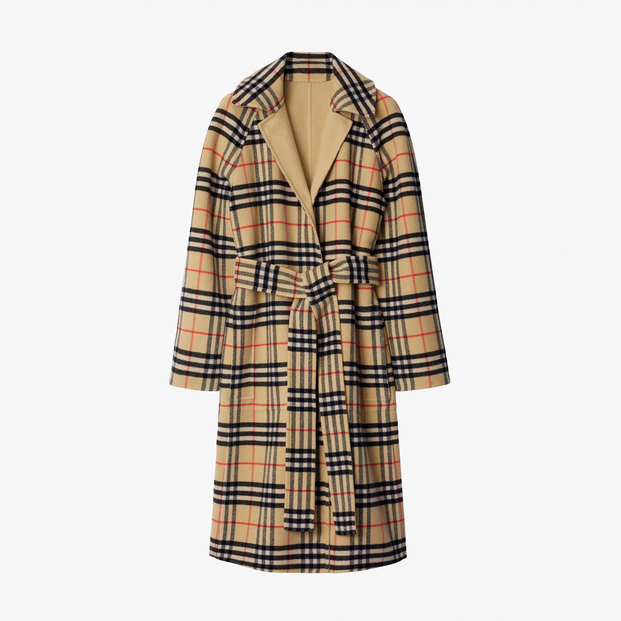 Burberry Giu Reversible Wool Wrap Kadın Bej Palto