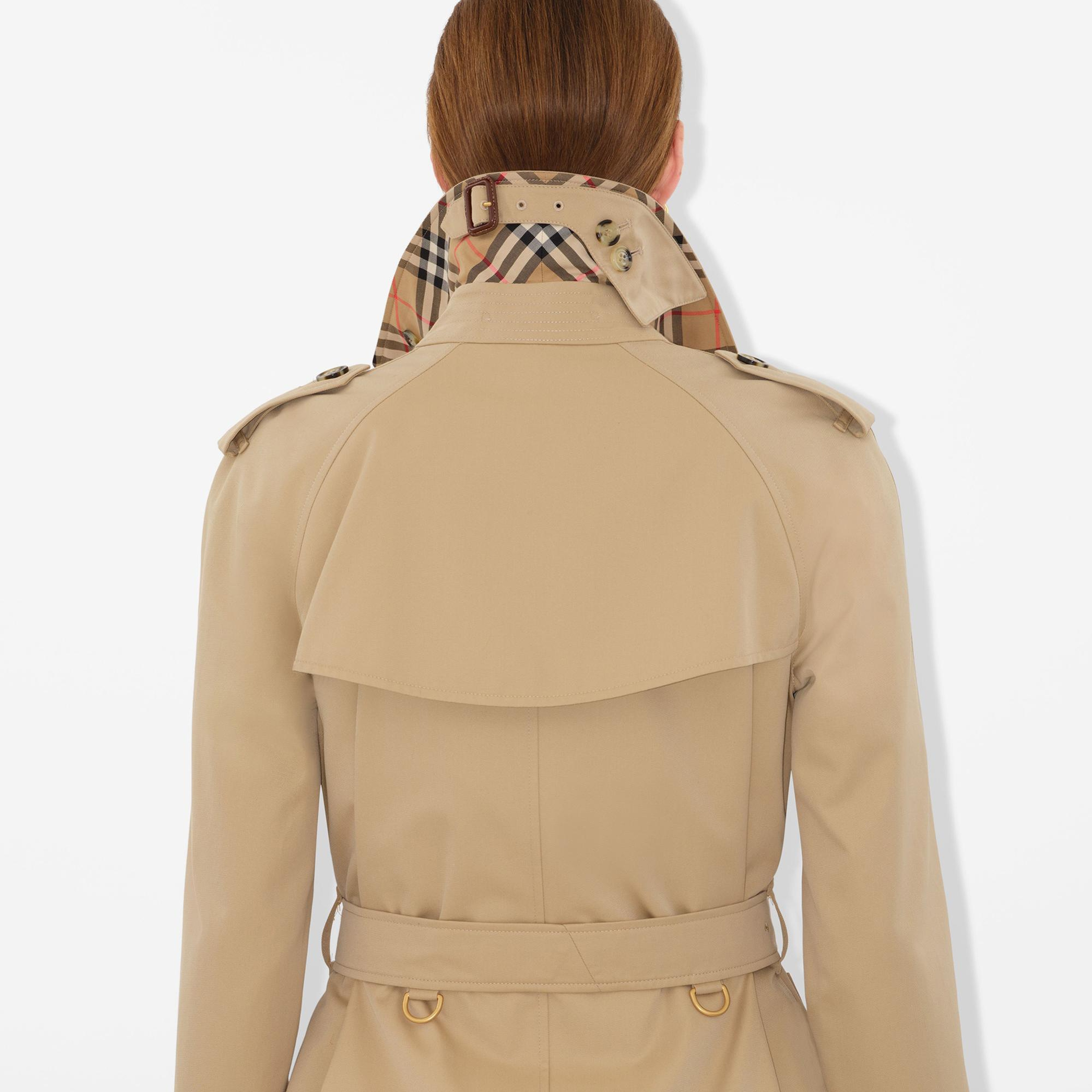 Burberry Long Waterloo Heritage Kadın Bej Trençkot