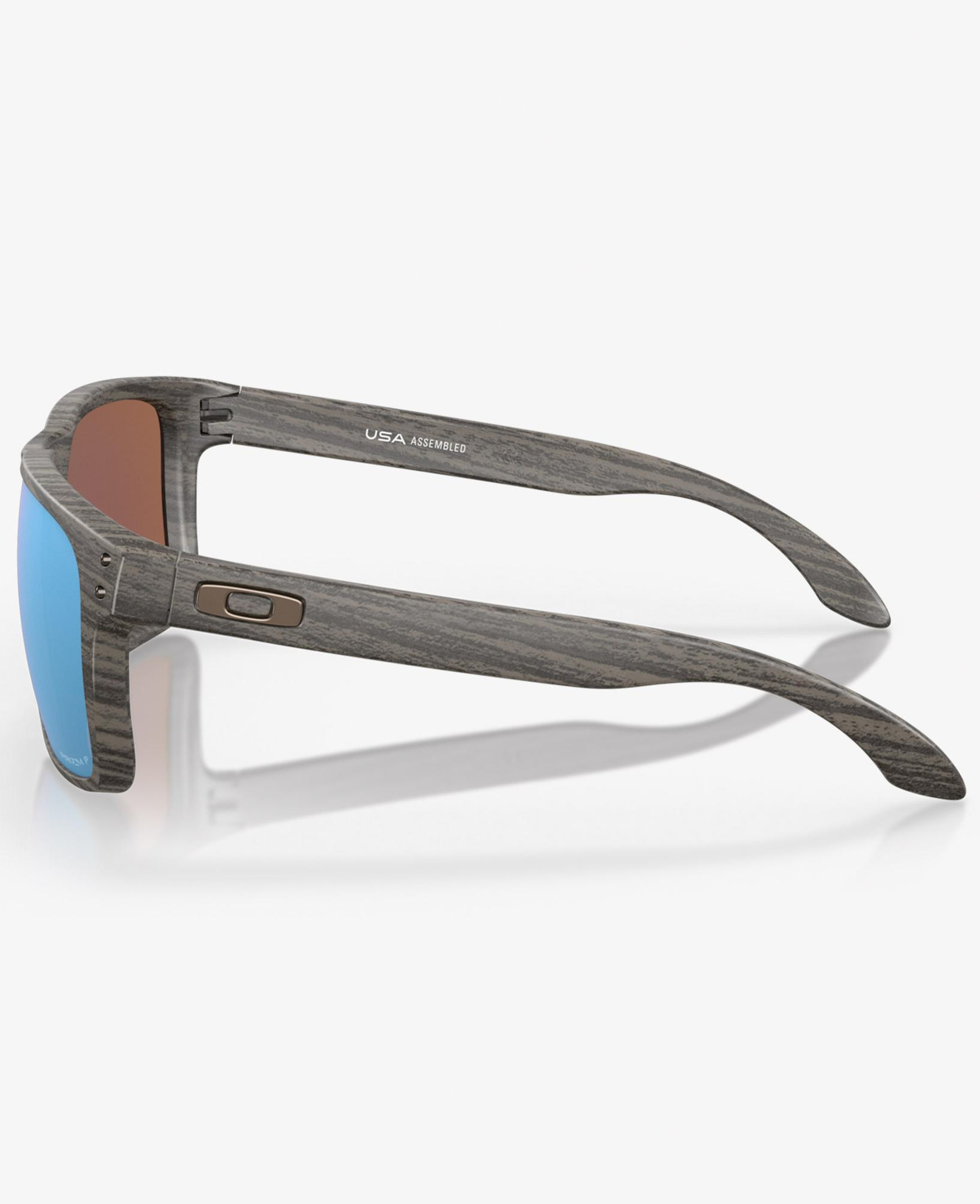 Oakley 0OO9417 Erkek Koyu Gri Güneş Gözlüğü