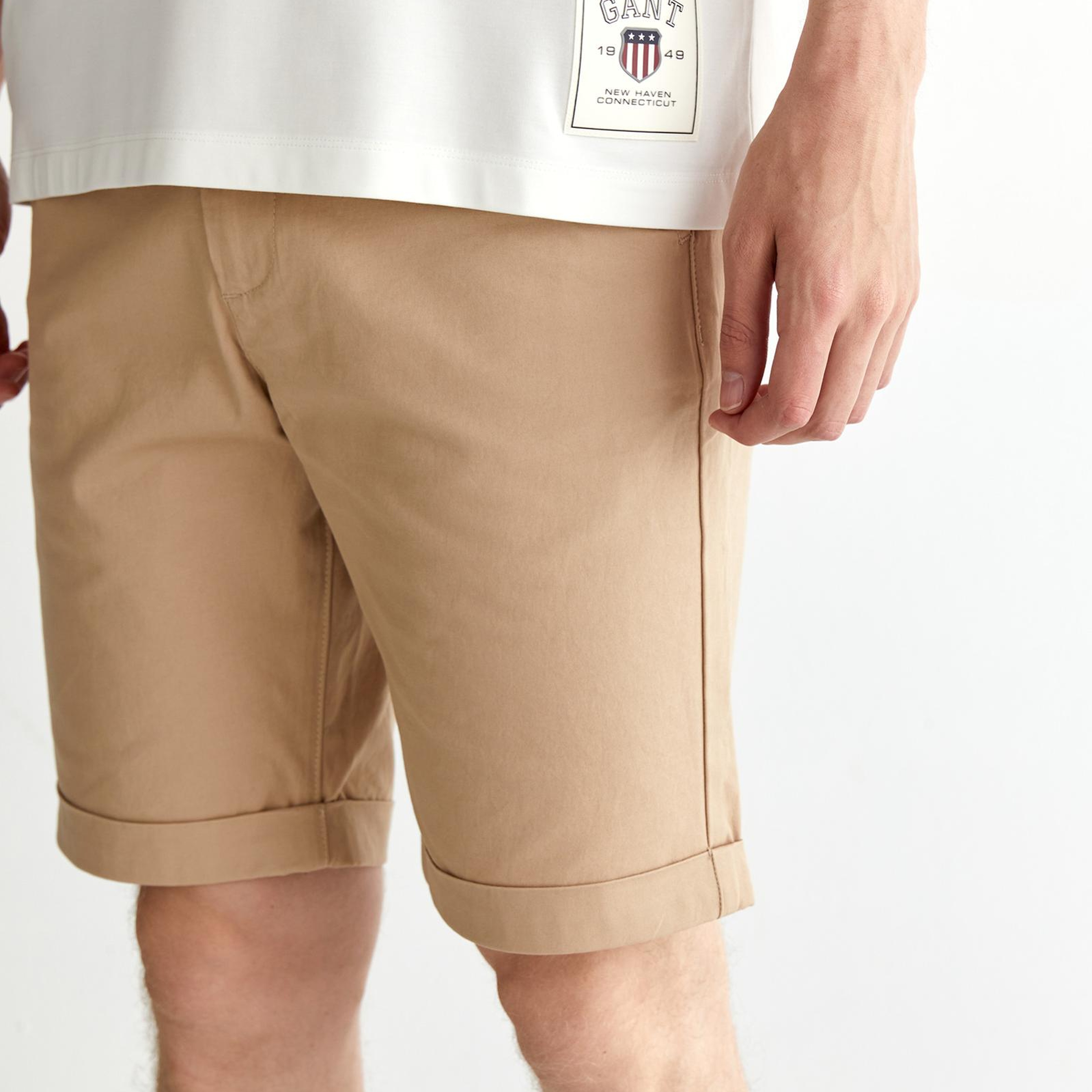 GANT Erkek Krem Relaxed Fit Bisiklet Yaka Logolu T-Shirt