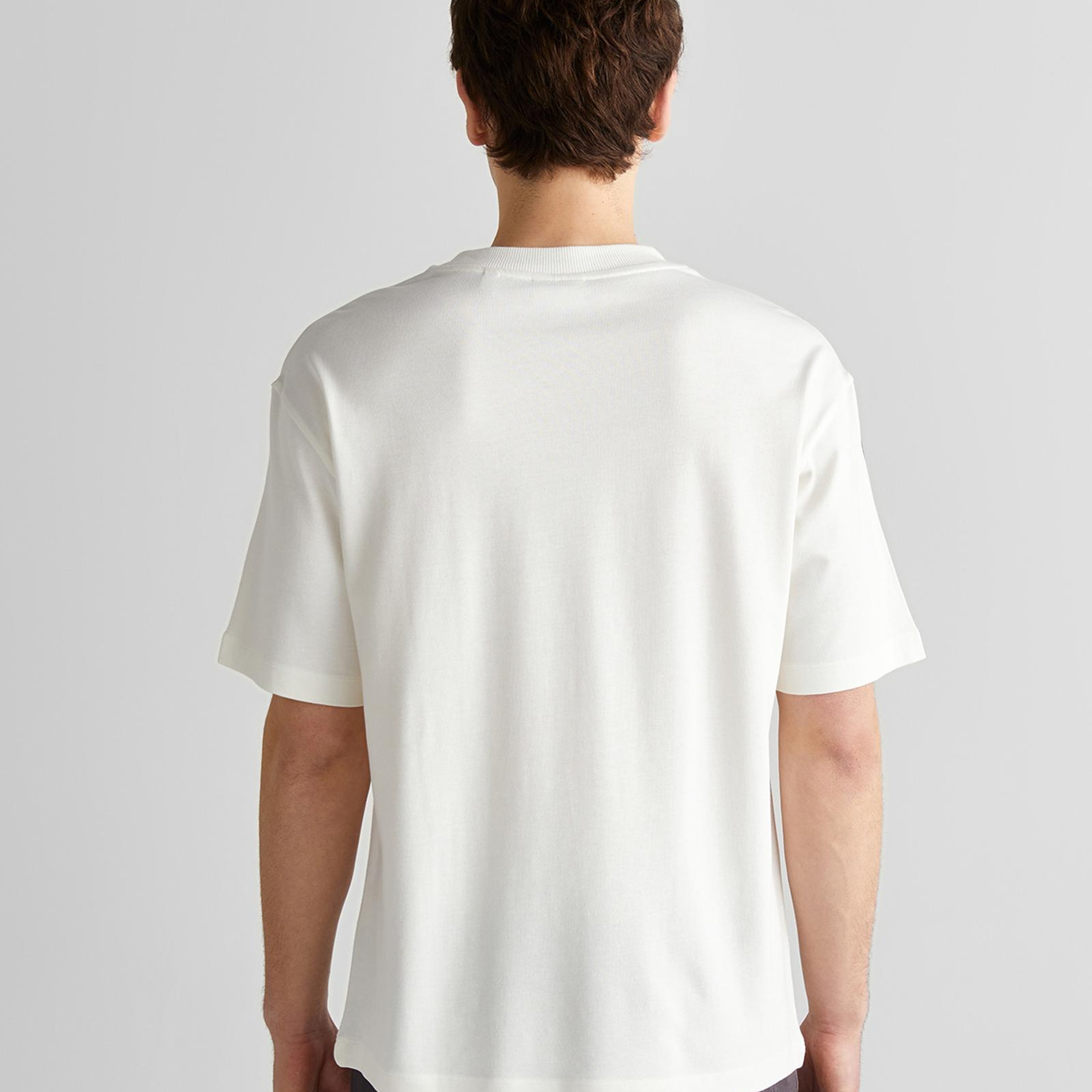 GANT Erkek Krem Relaxed Fit Bisiklet Yaka Logolu T-Shirt