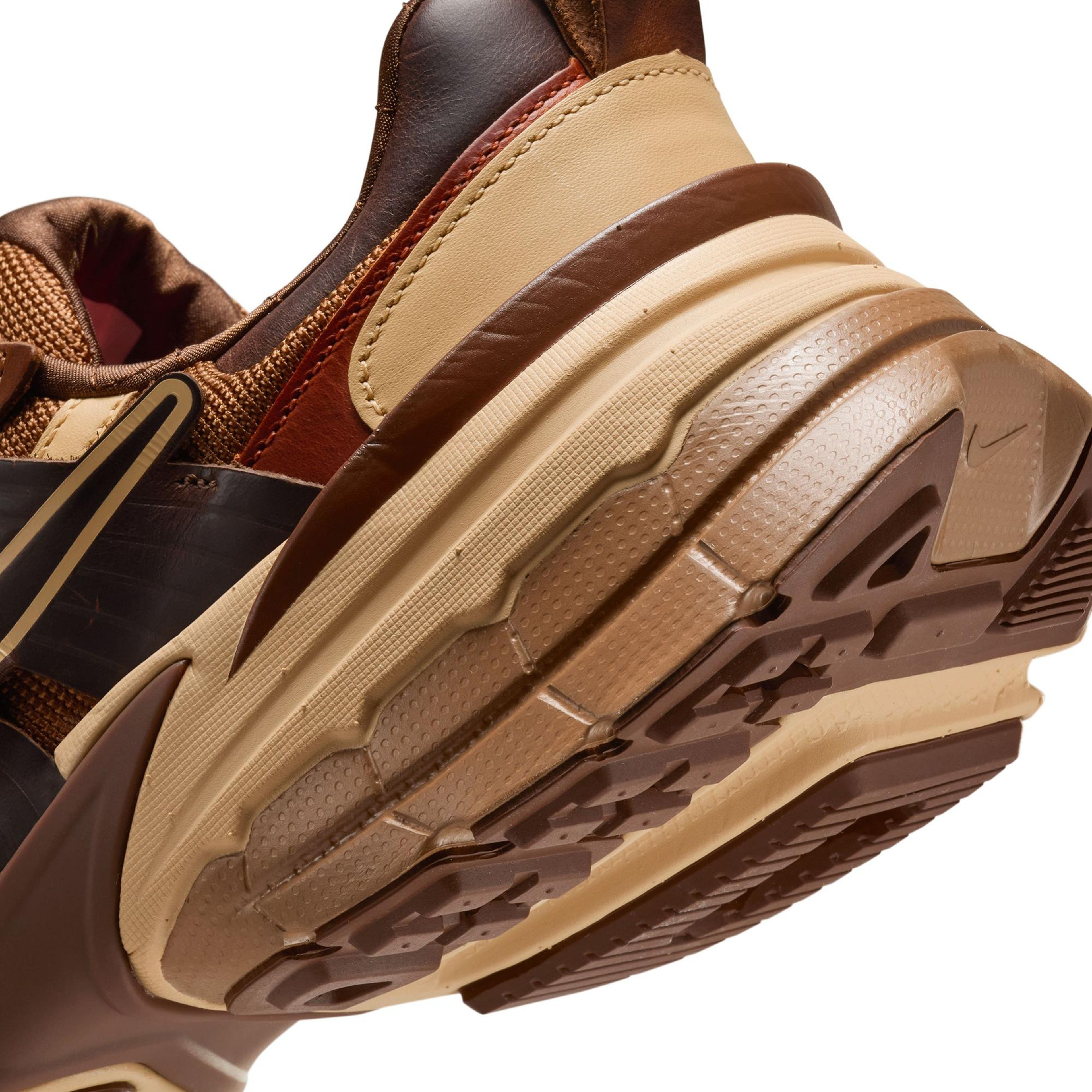 Nike V2K Run Erkek Kahverengi Spor Ayakkabı