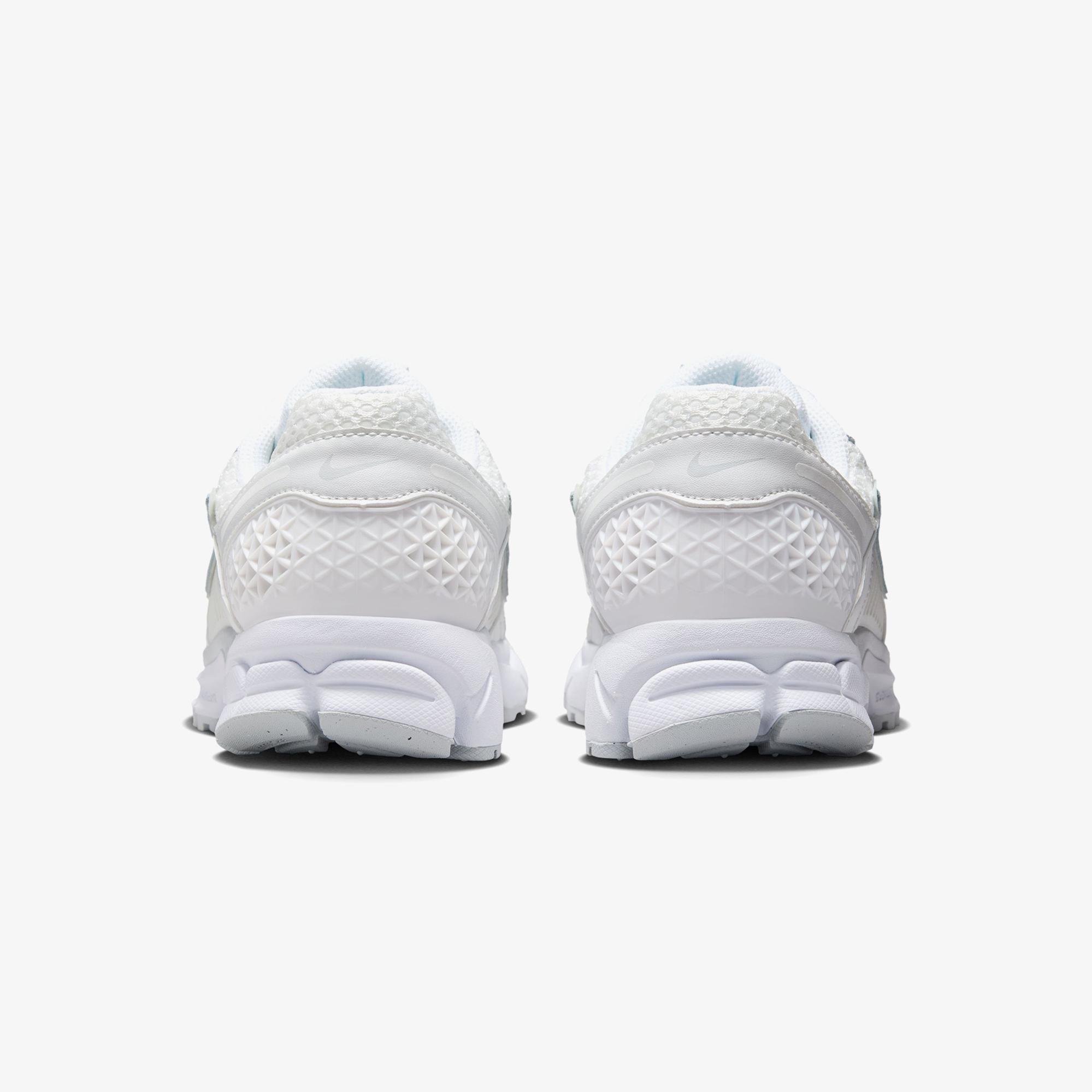 Nike Zoom Vomero 5 Kadın Beyaz Spor Ayakkabı