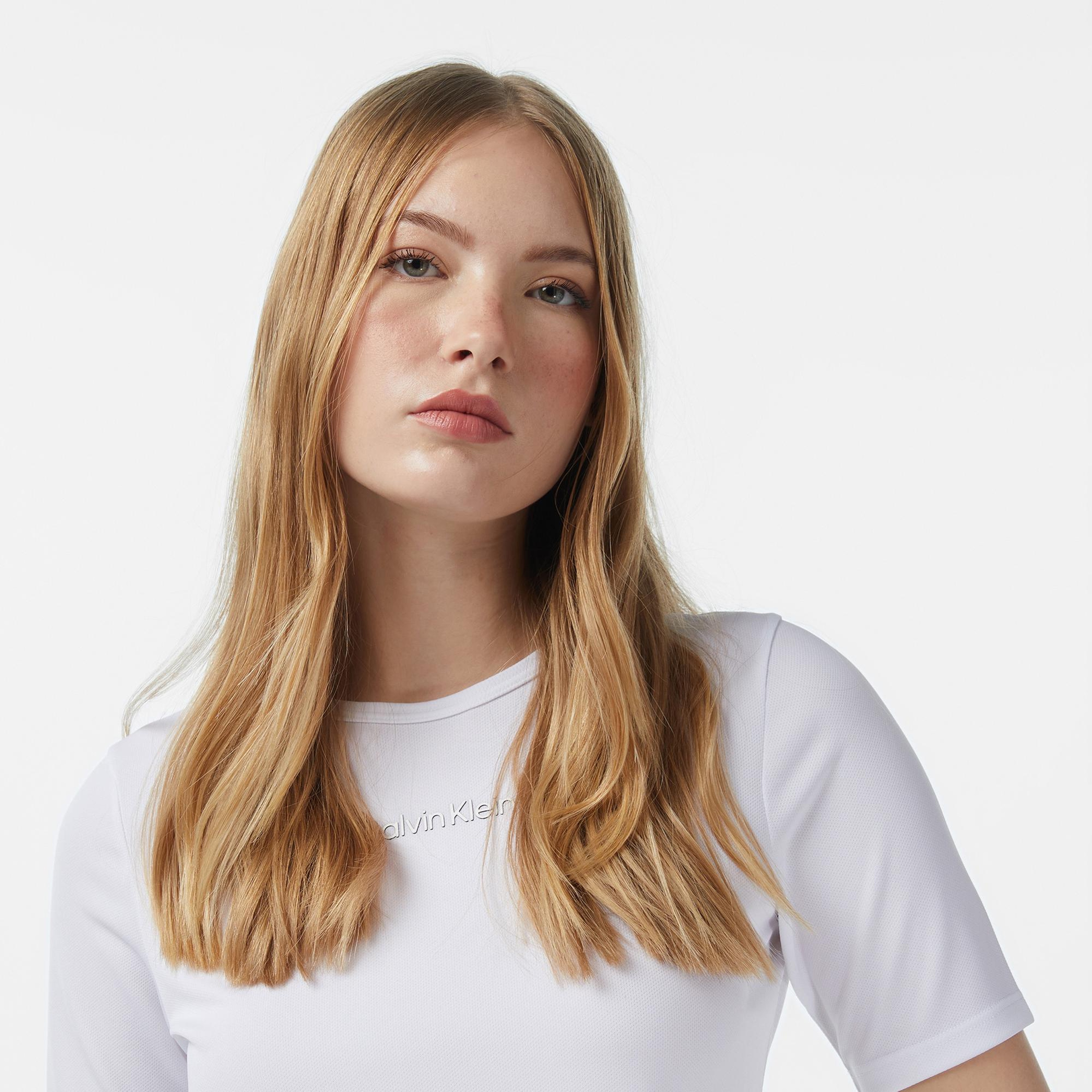 Calvin Klein Kadın Siyah T-Shirt