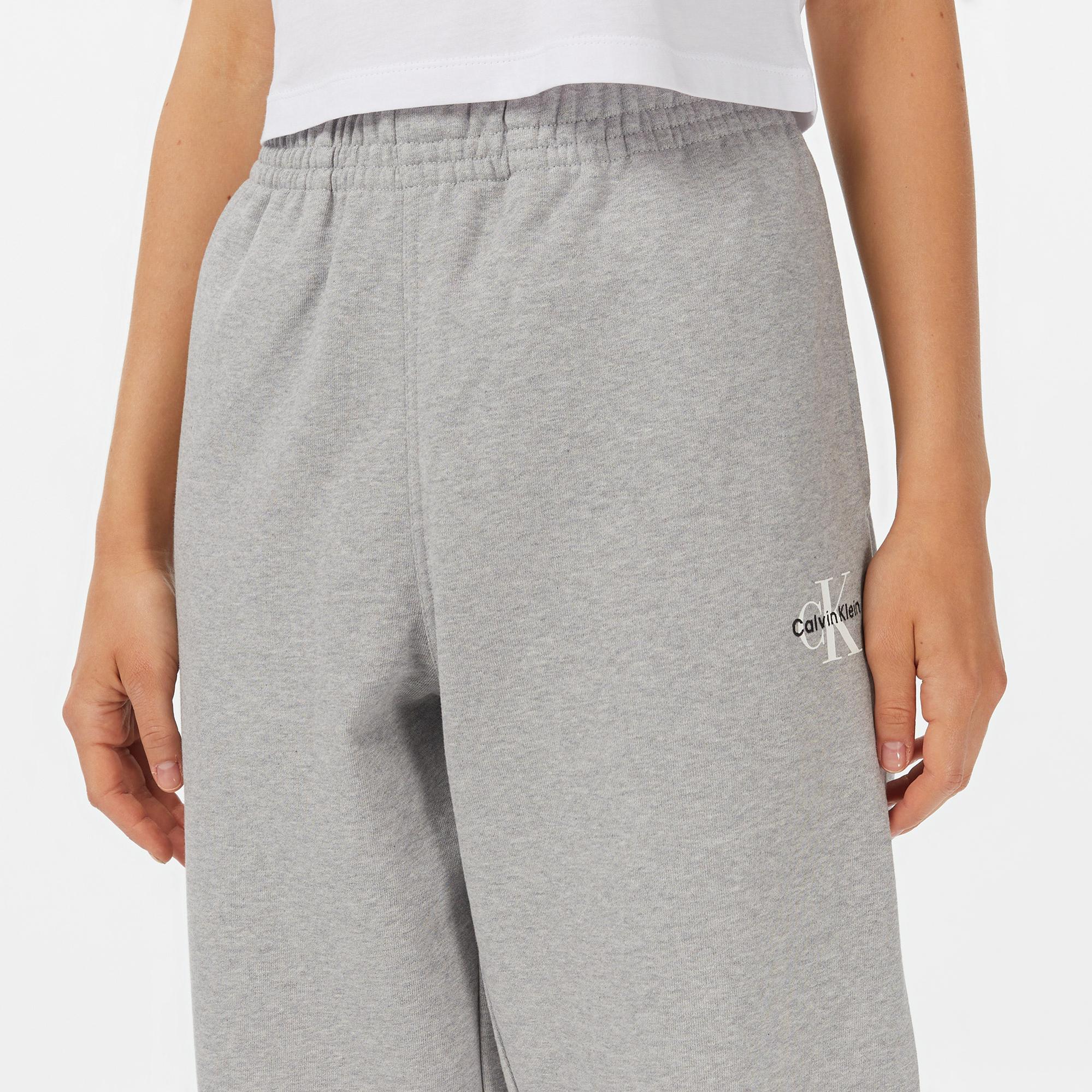 Calvin Klein Monologo French Terry Jogger Kadın Gri Eşofman Altı