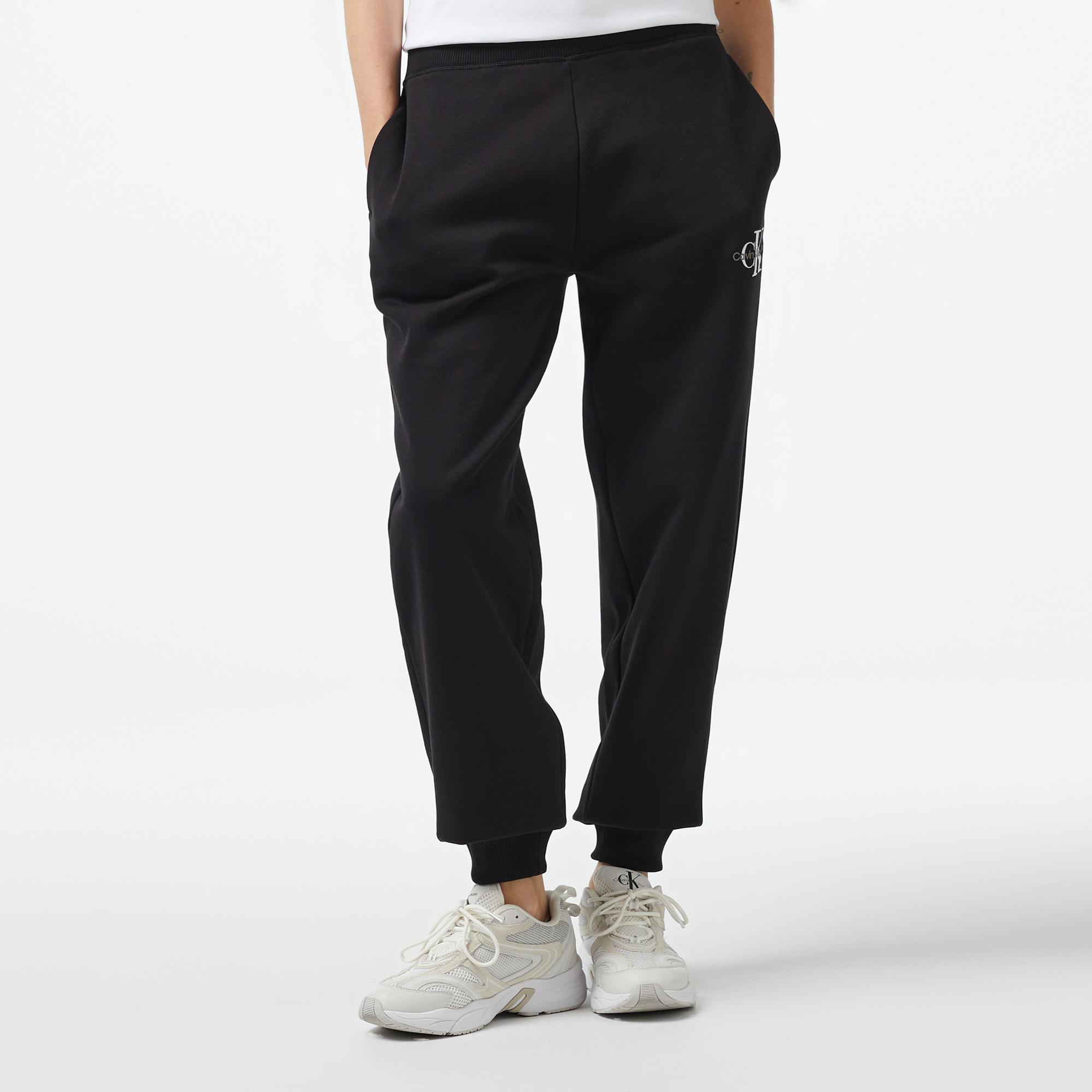 Calvin Klein Jeans Monologo Cuffed Kadın Siyah Eşofman Altı