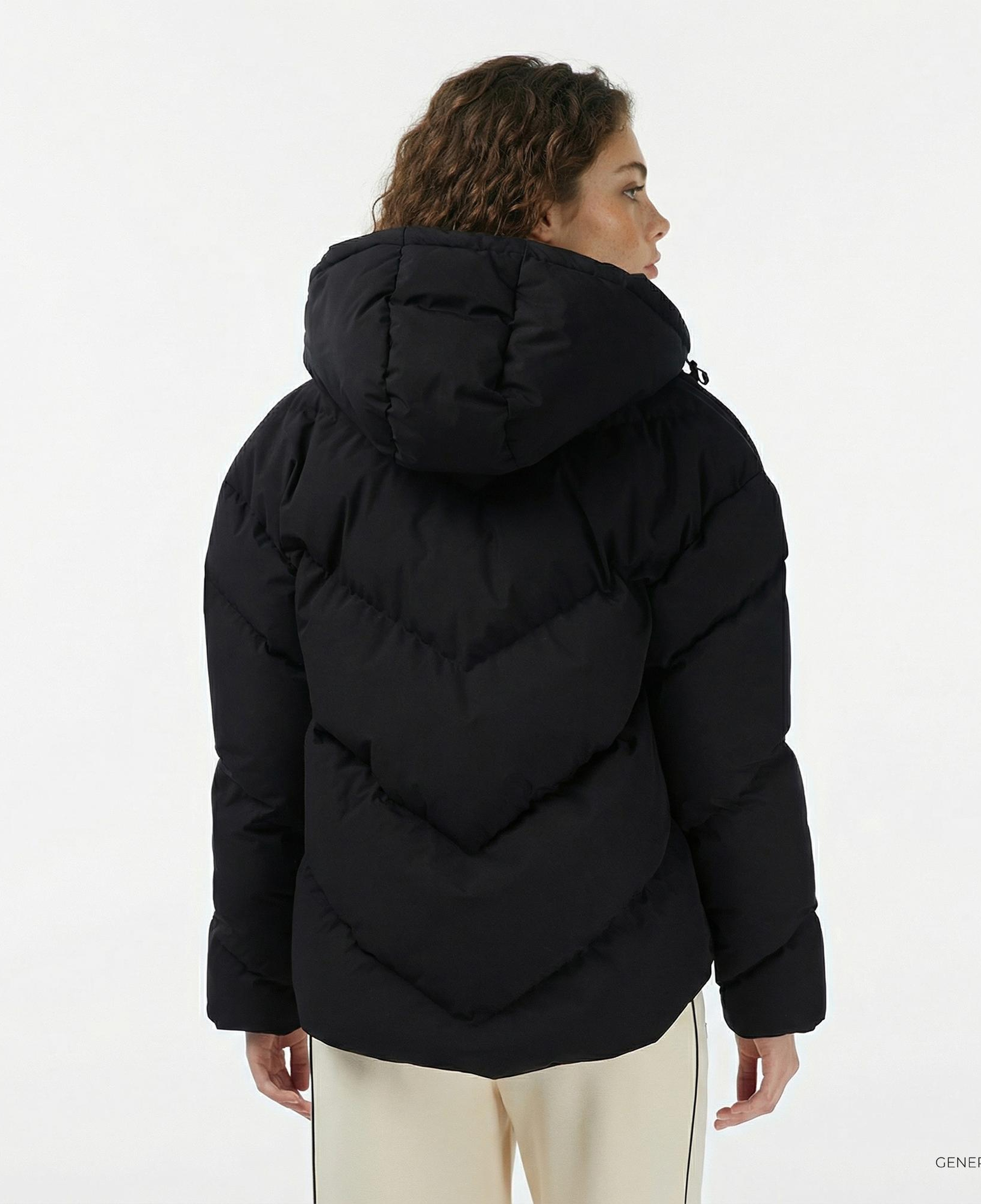 Converse Kadın Siyah Mont