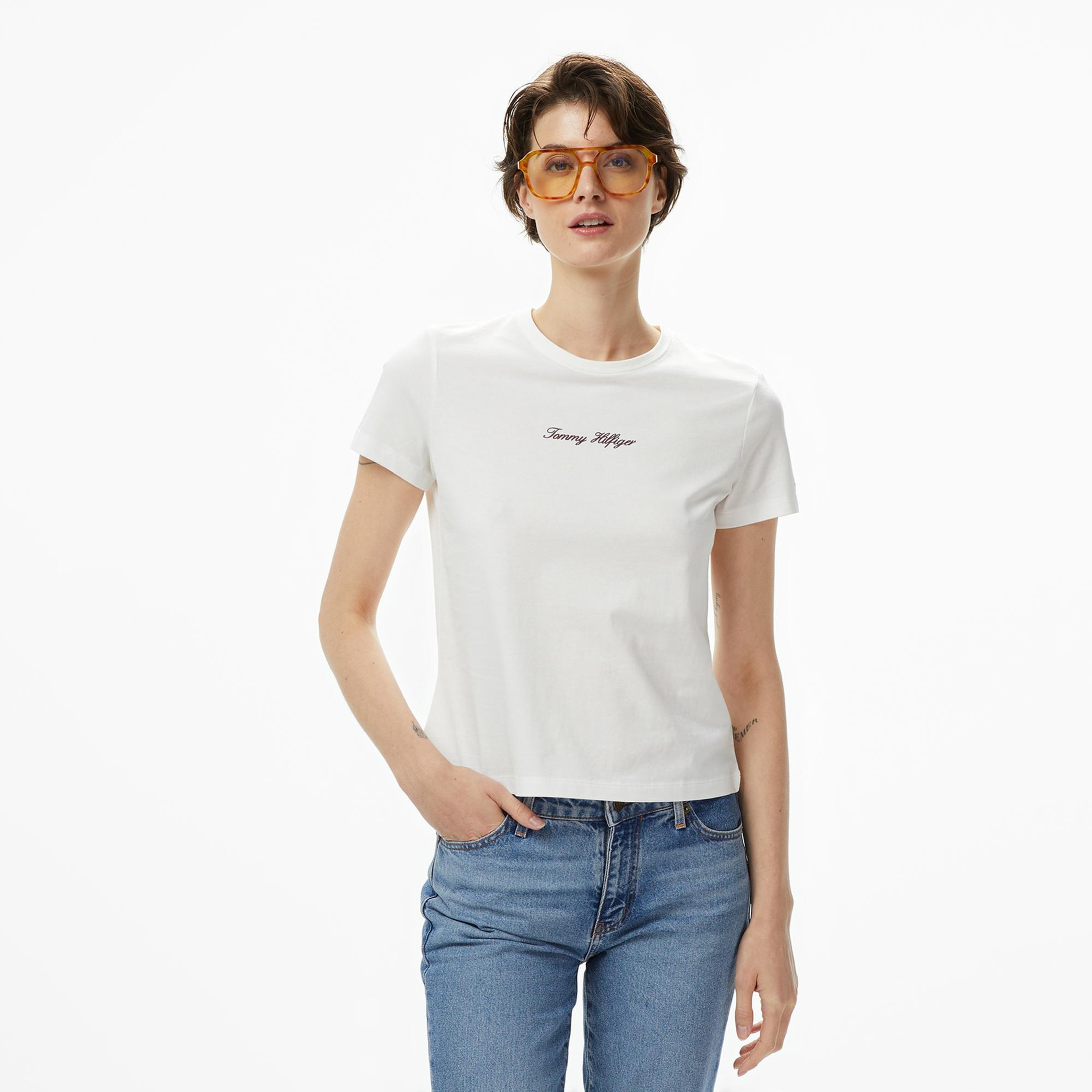 Tommy Hilfiger Classic Script Regular Kadın Beyaz T-Shirt