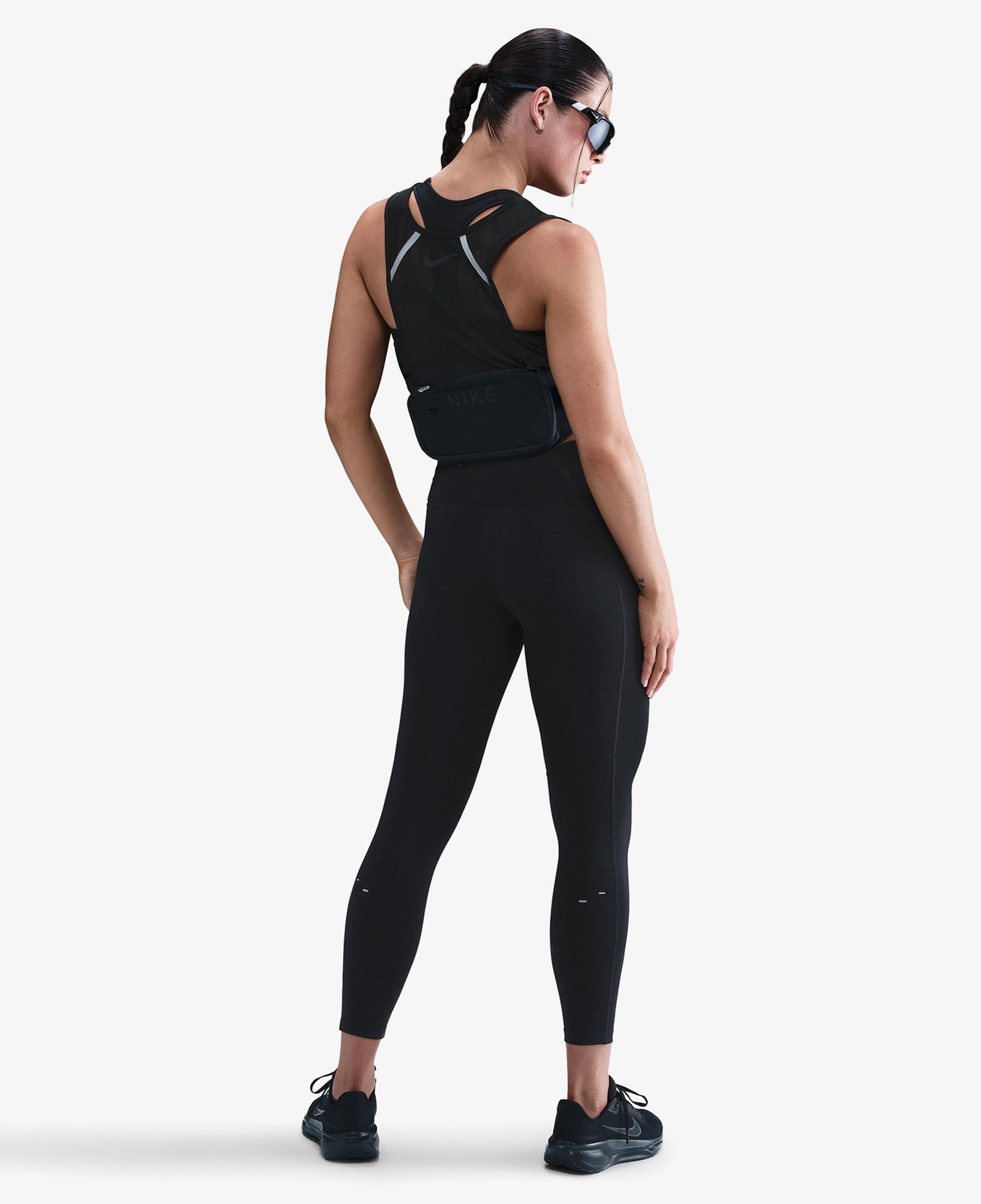 Nike Dri-Fit Tempo Swoosh Run Kadın Siyah Tayt