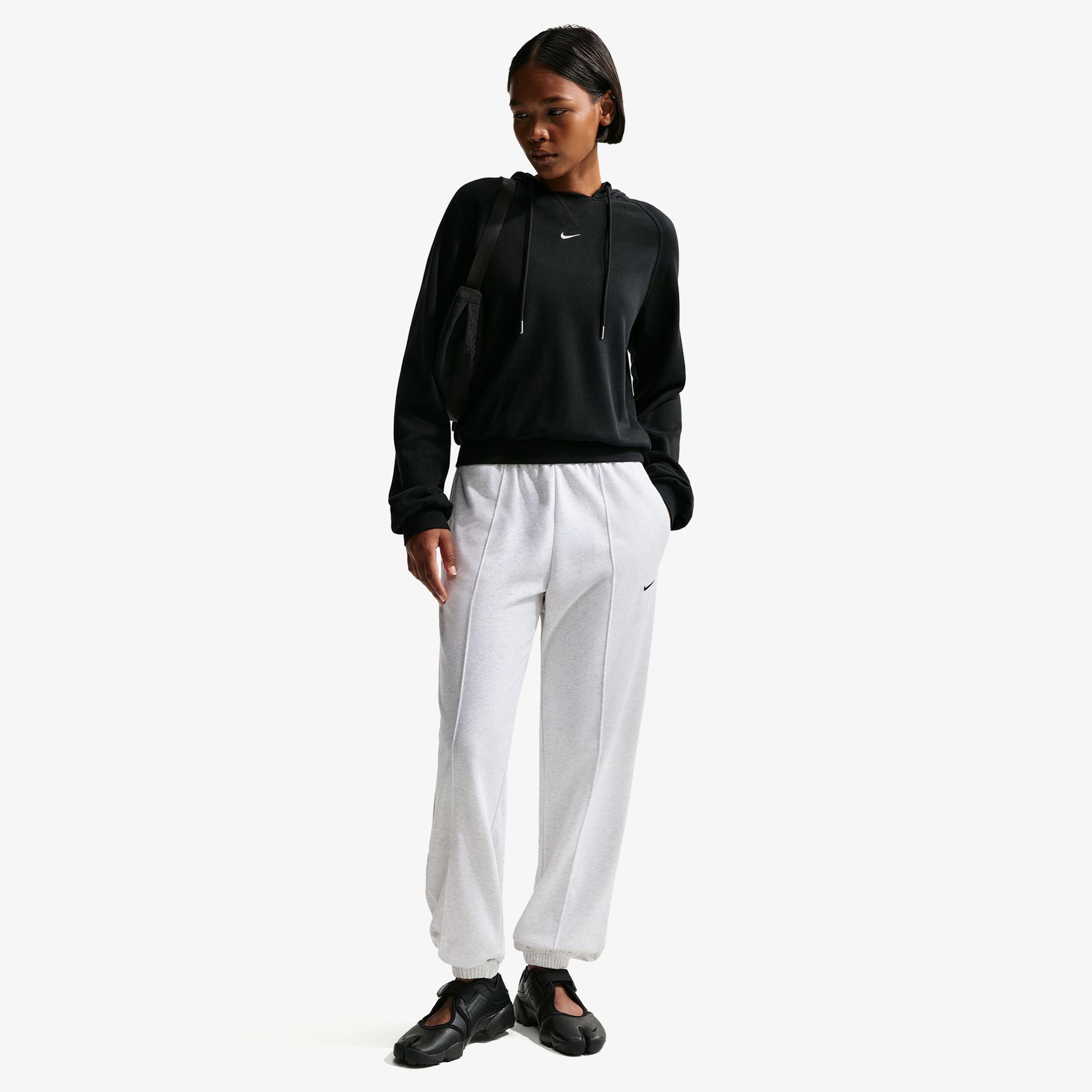 Nike Sportswear Chill Terry Kadın Siyah Sweatshirt