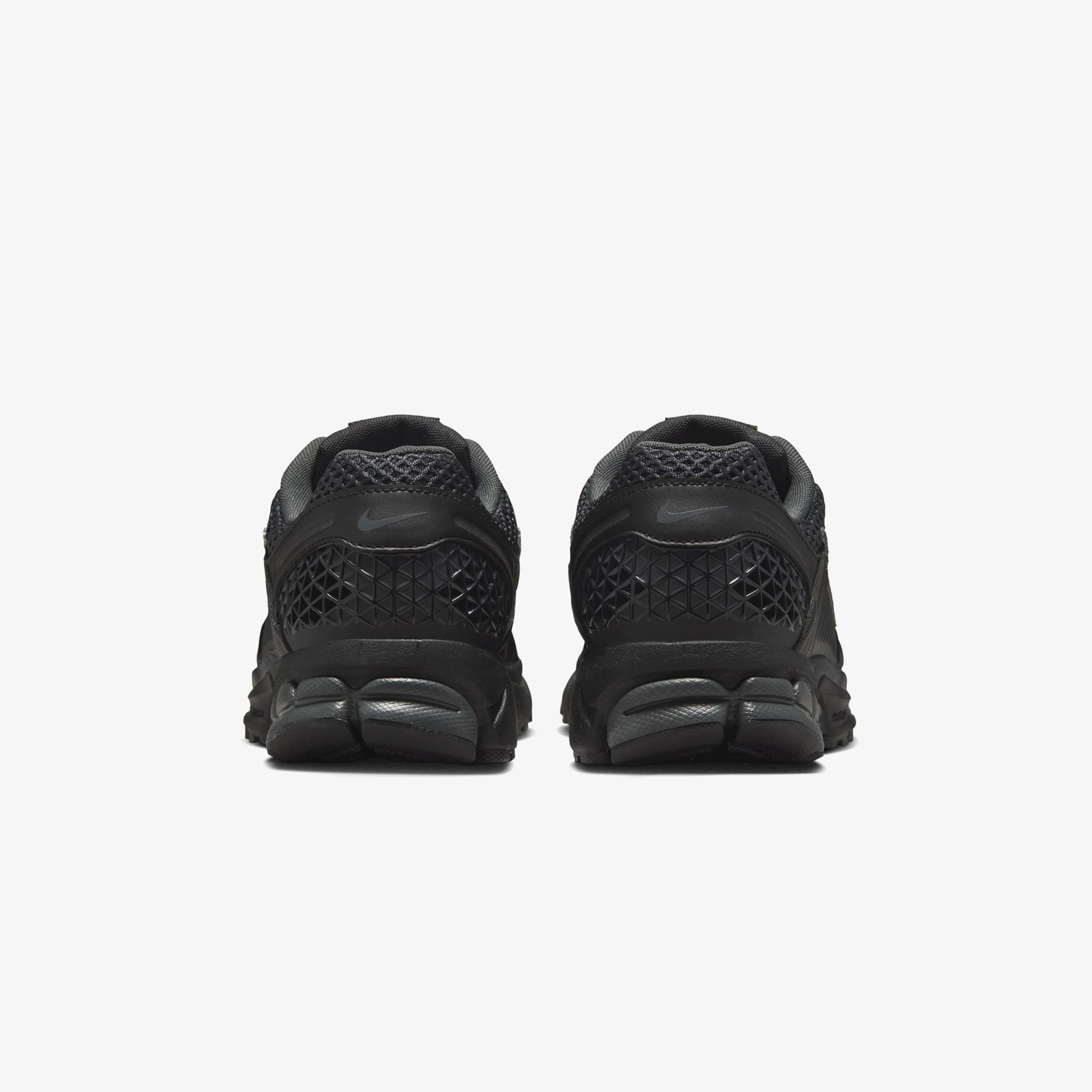 Nike Zoom Vomero 5 SE Kadın Siyah Spor Ayakkabı