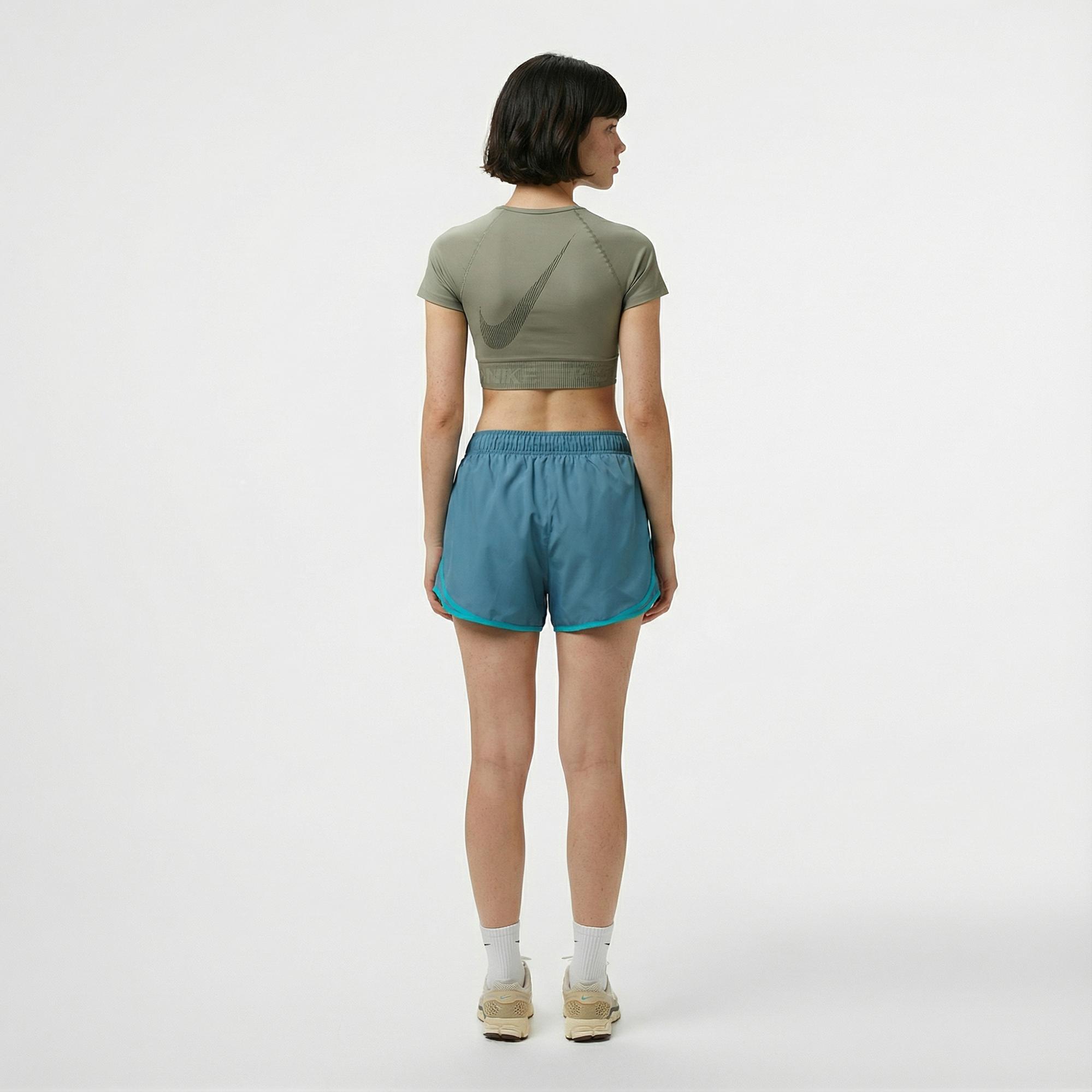 Nike Tempo Dri-Fit 8 cm Kadın Mavi Şort