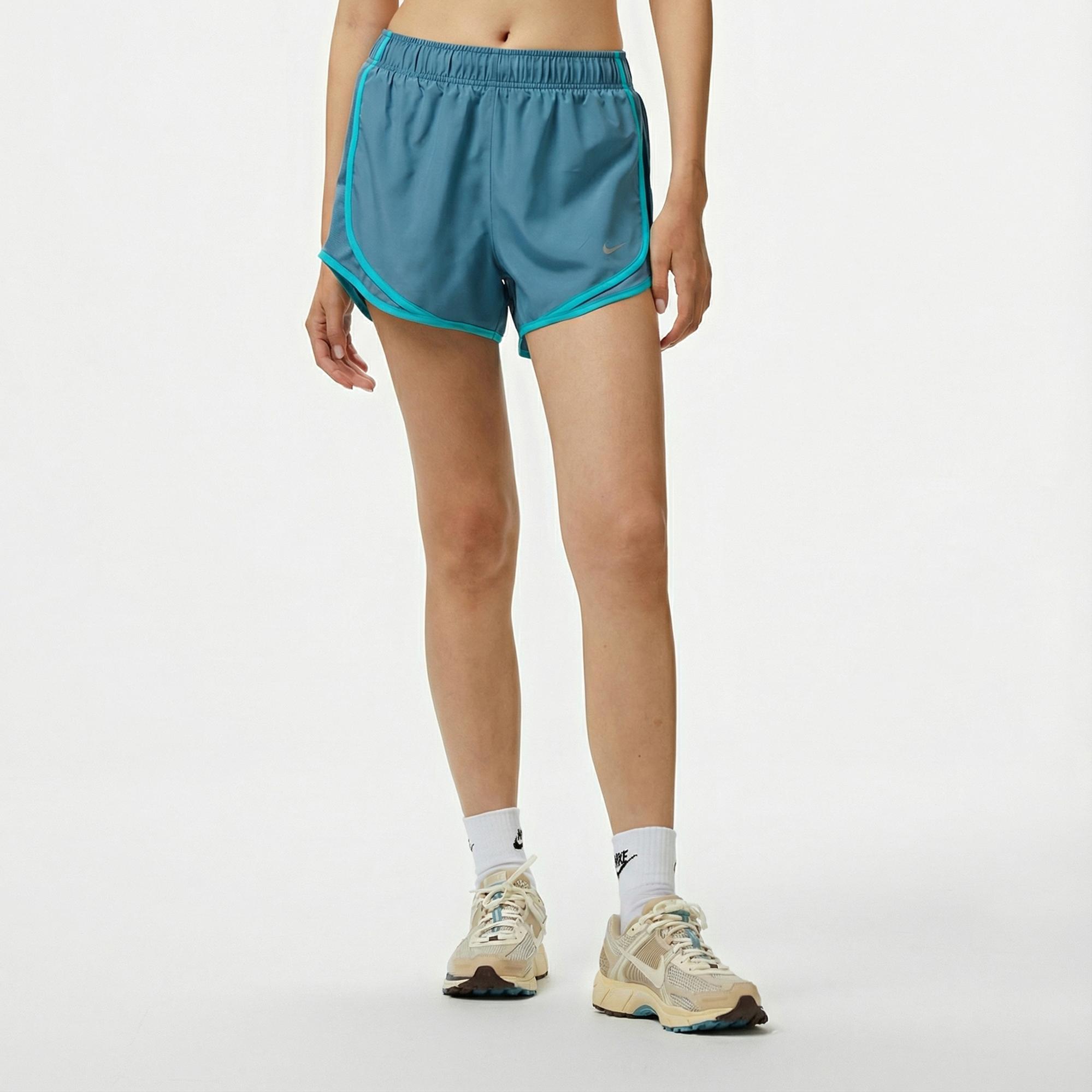 Nike Tempo Dri-Fit 8 cm Kadın Mavi Şort