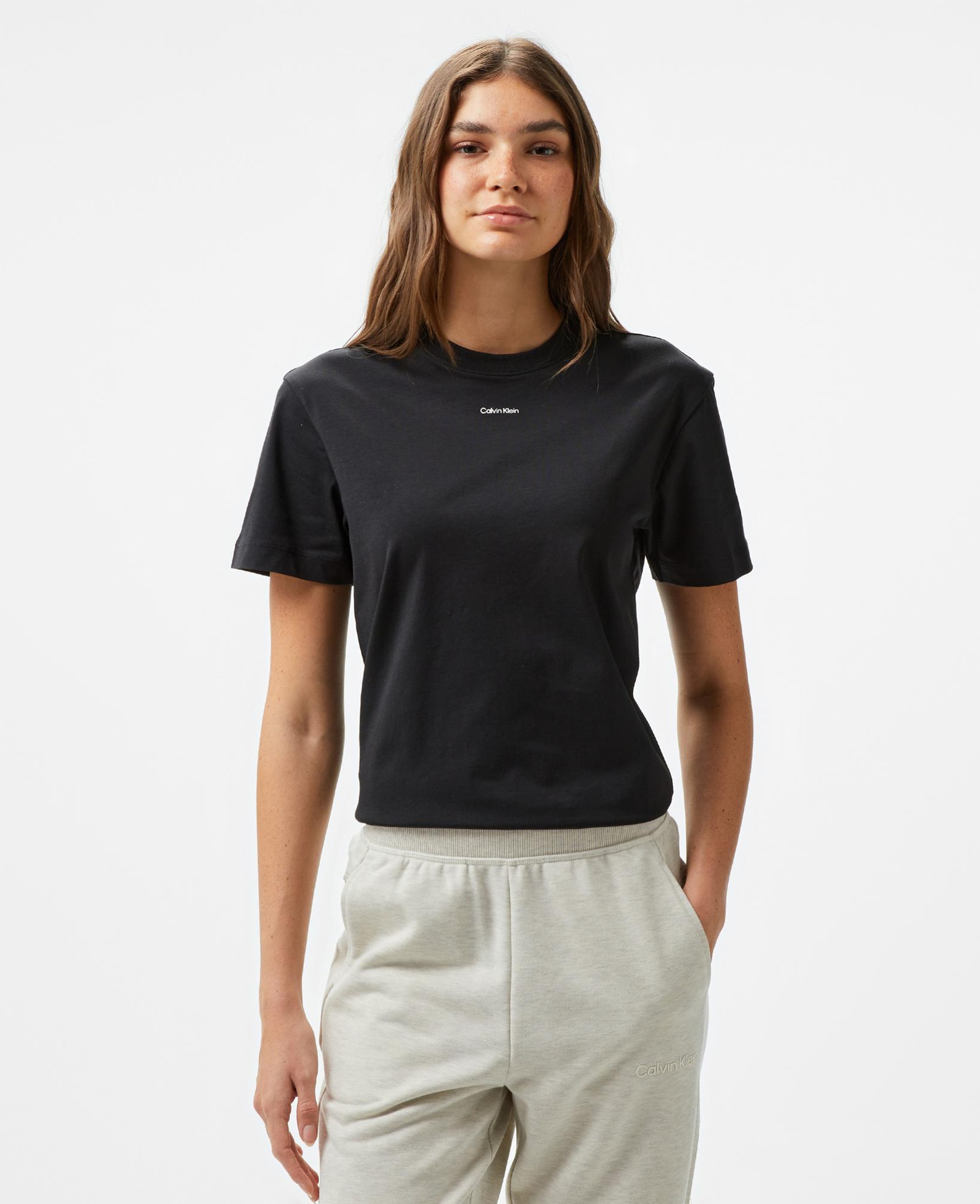 Calvin Klein Nano Logo Regular Kadın Siyah T-Shirt