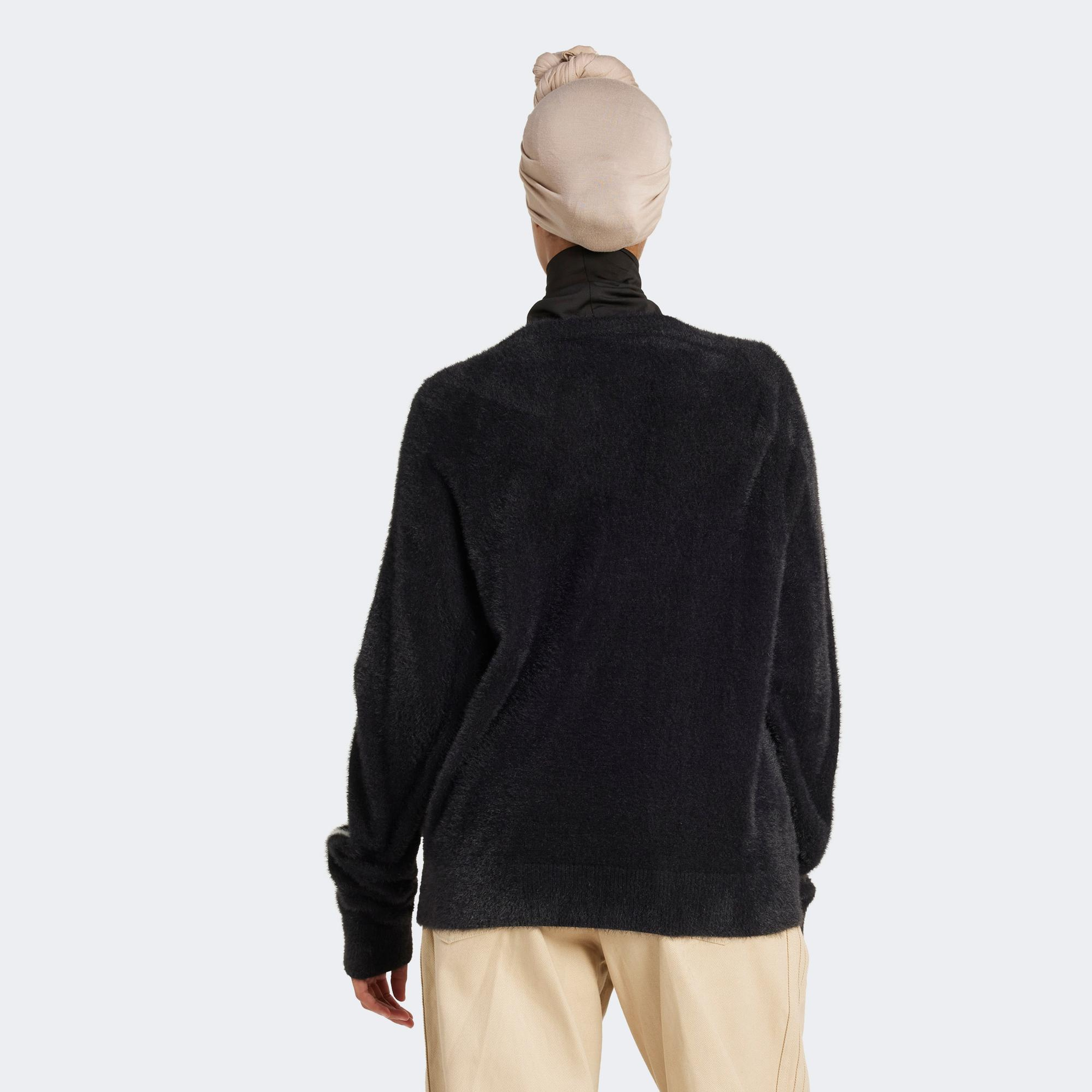 adidas Holiday Kadın Siyah Sweatshirt