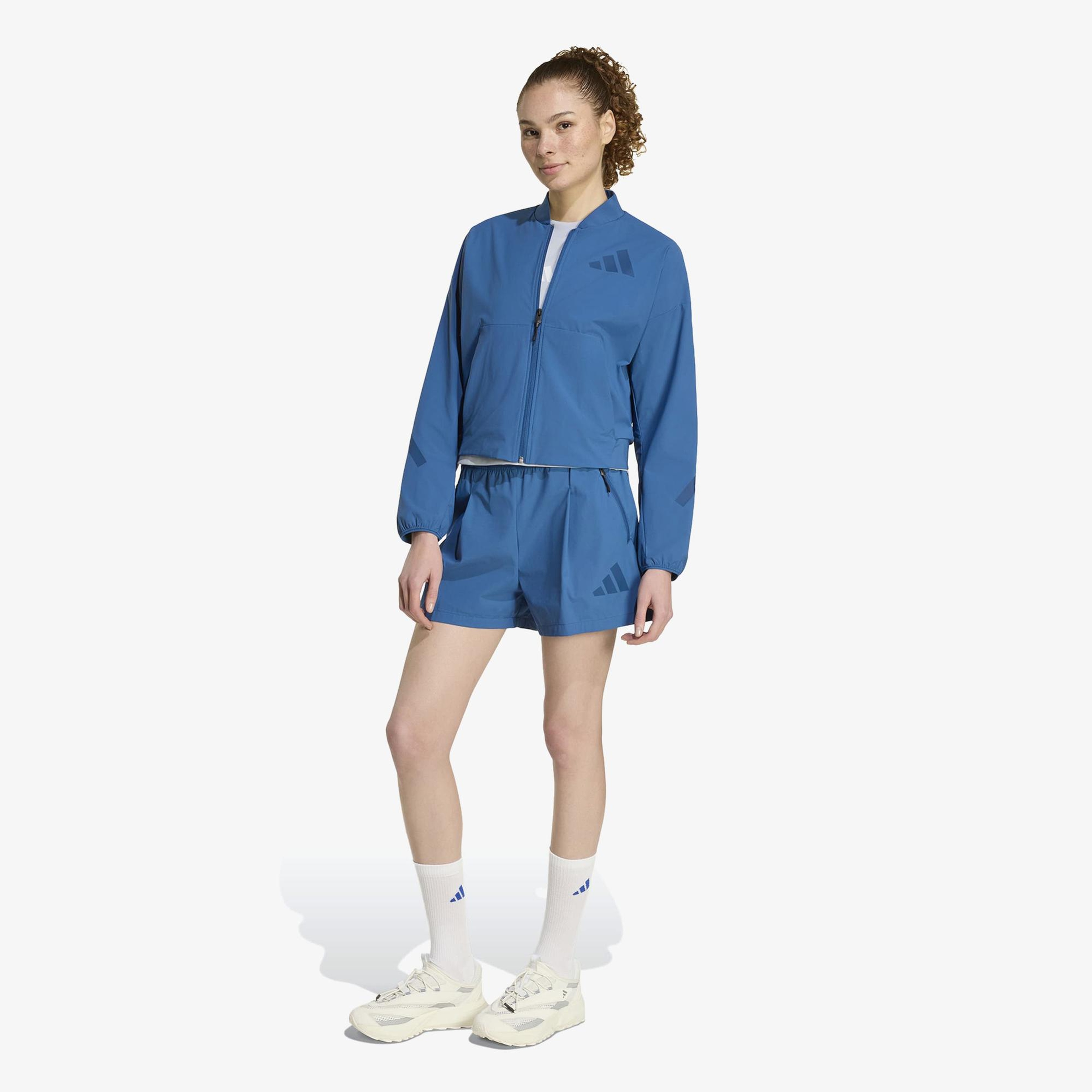 adidas Z.N.E Kadın Gri T-Shirt