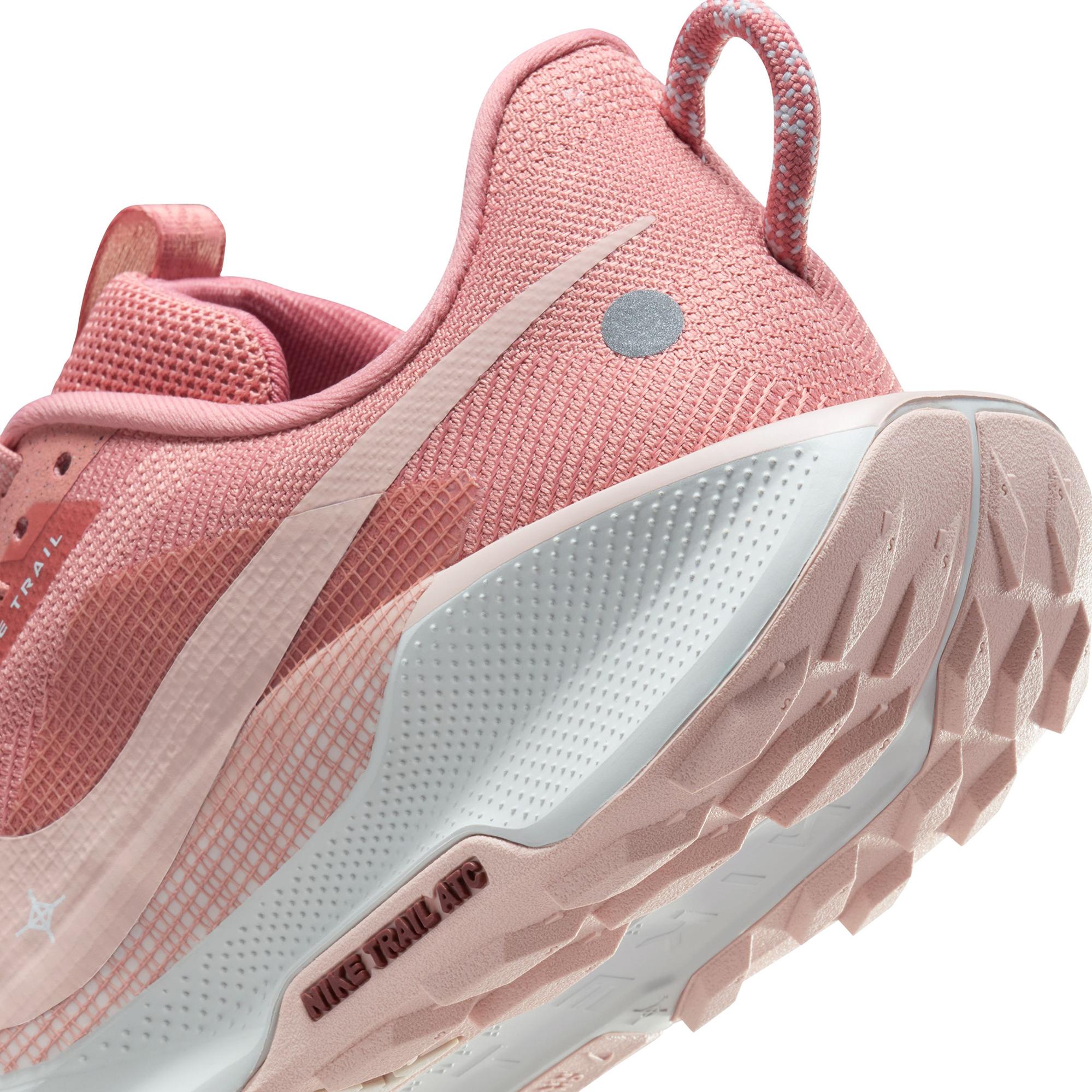 Nike Pegasus Trail 5 Kadın Pembe Koşu Ayakkabısı