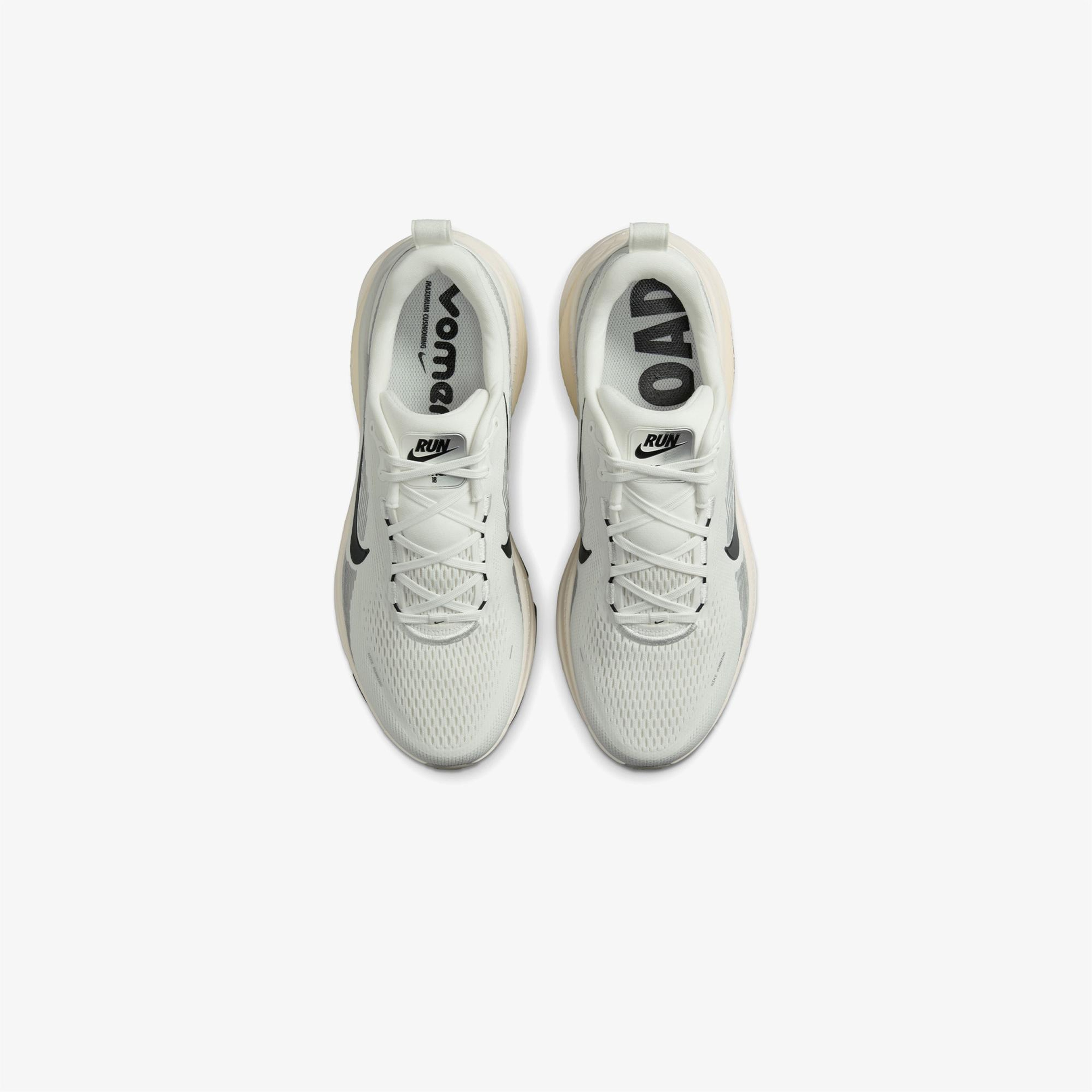 Nike Vomero 18 Erkek Gri Koşu Ayakkabısı