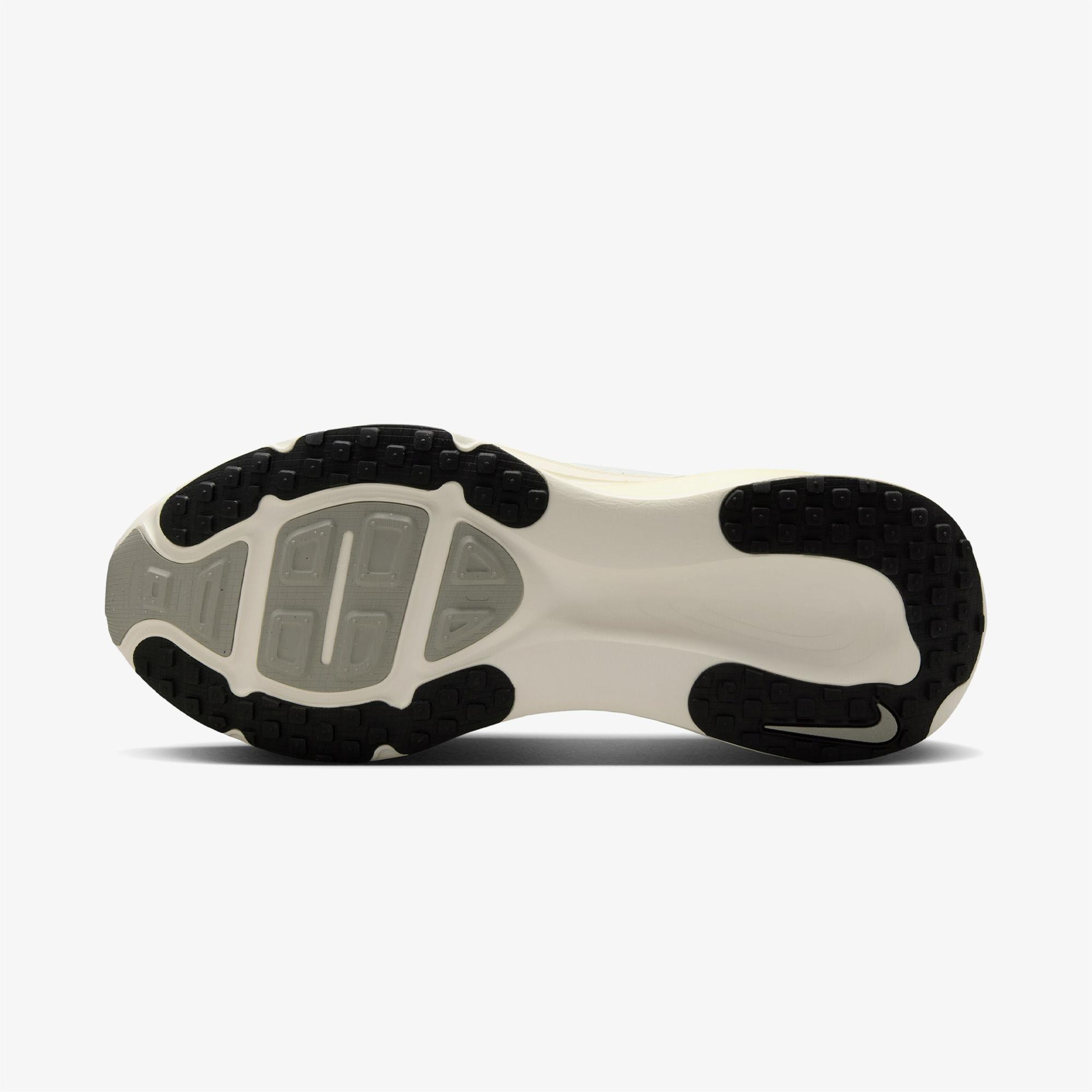 Nike Vomero 18 Erkek Gri Koşu Ayakkabısı