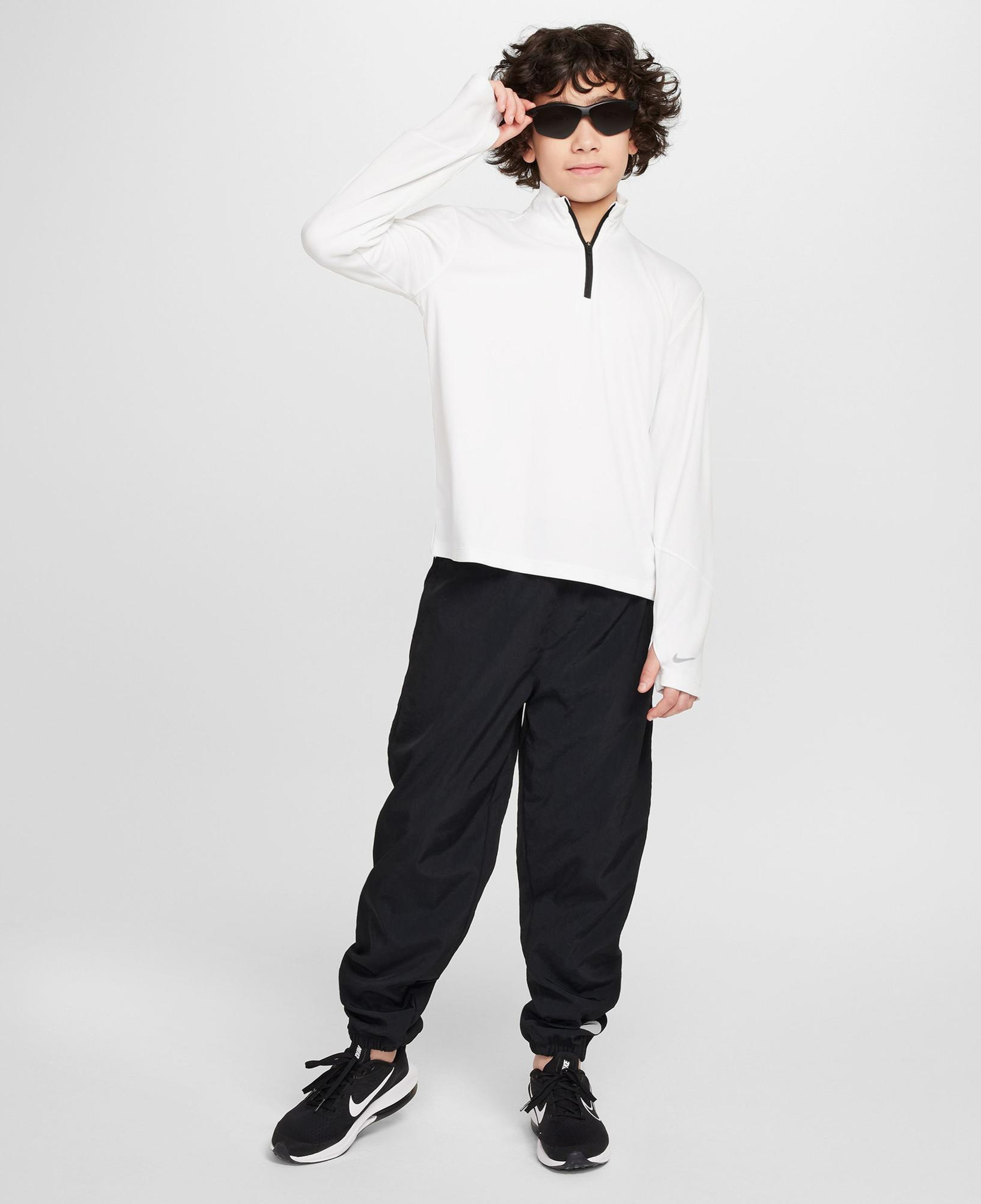 Nike Dri-Fit Multi Çocuk Beyaz Eşofman Üstü