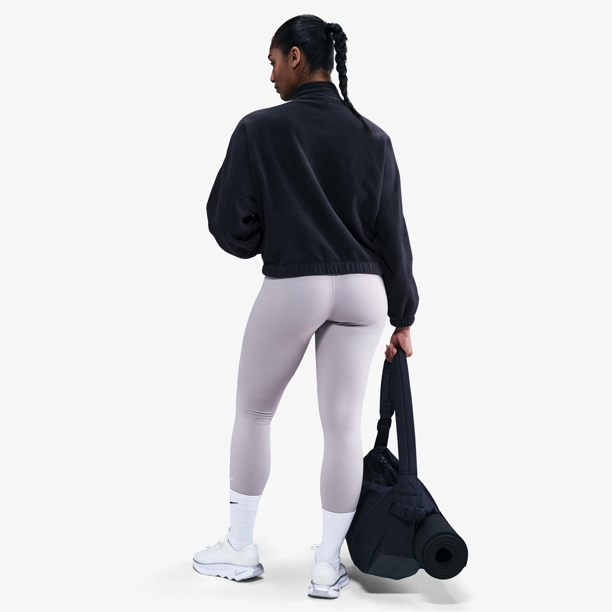Nike One Therma-Fit Polar Kadın Siyah Sweatshirt