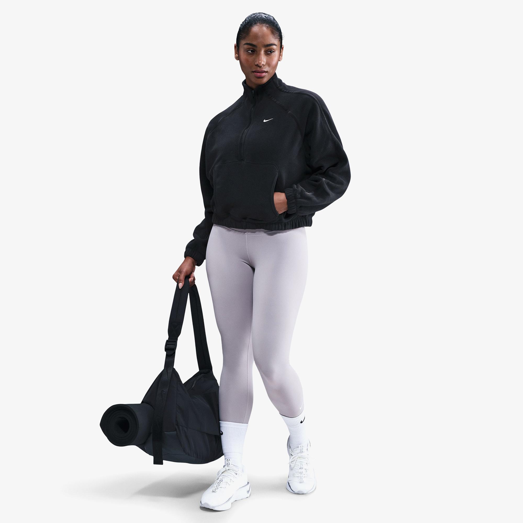 Nike One Therma-Fit Polar Kadın Siyah Sweatshirt