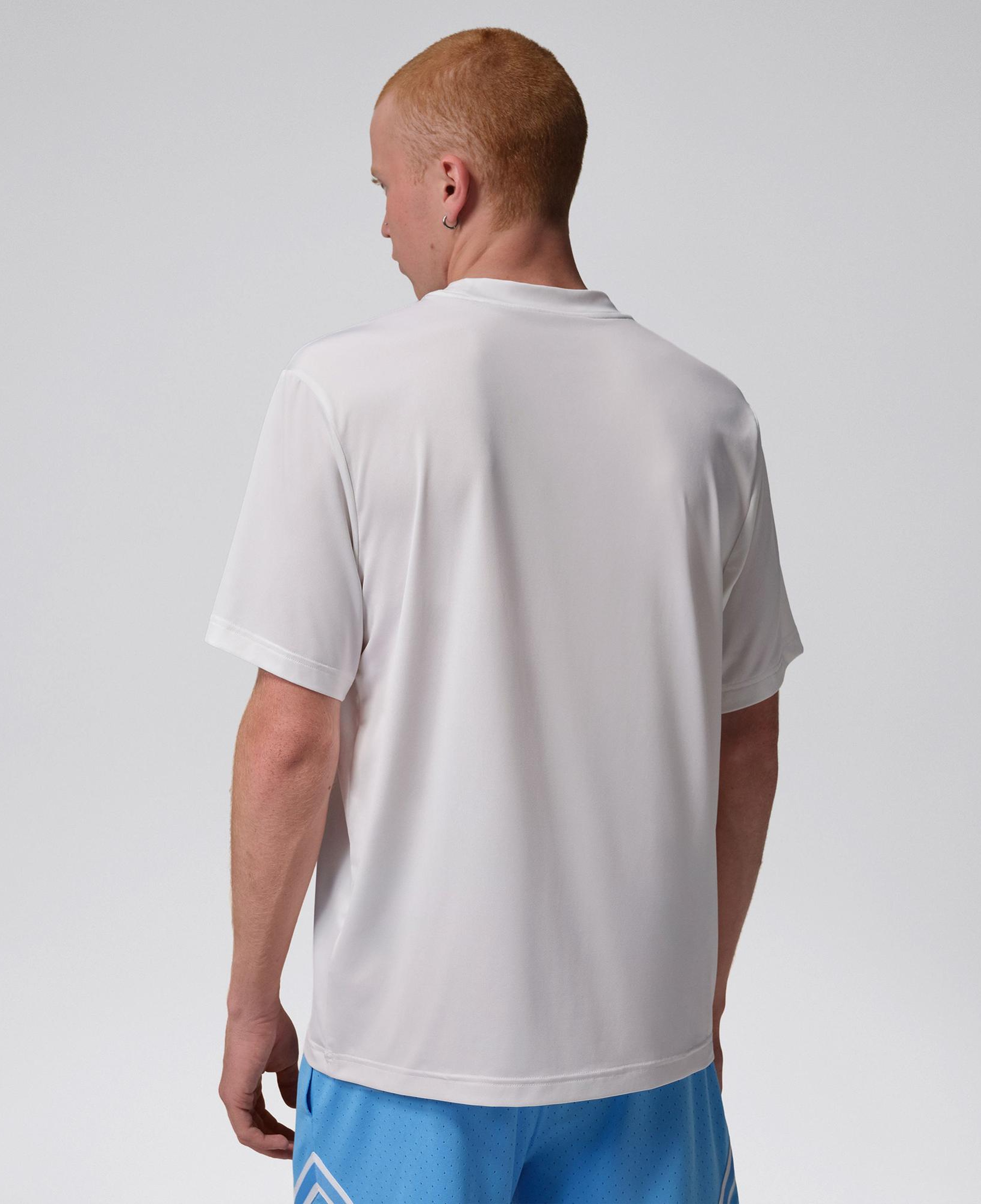 Jordan Dri-Fit Sport Essentials Erkek Beyaz T-Shirt