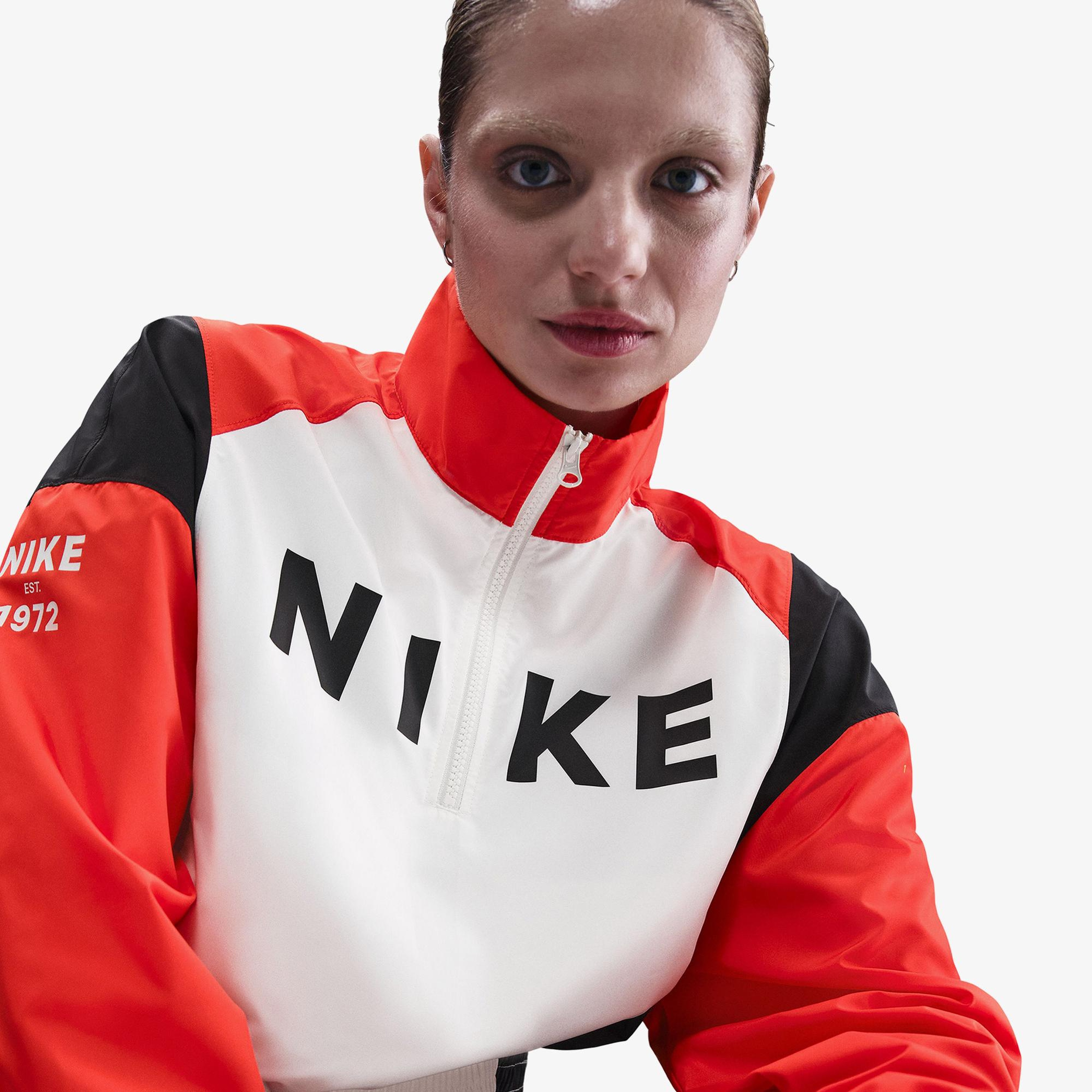Nike Sportswear Classics Woven Remix Kadın Renkli Sweatshirt