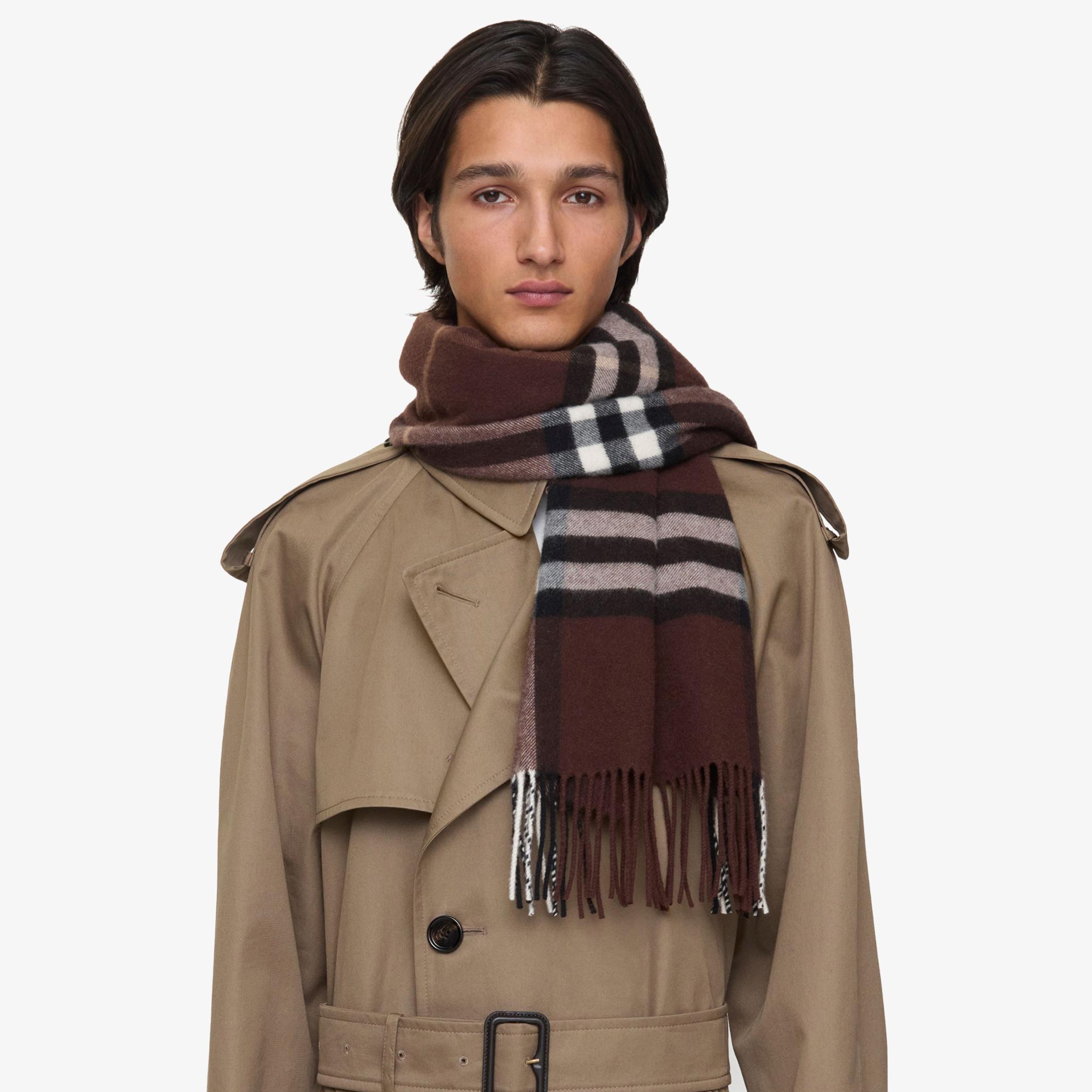 Burberry Washed Giant Kadın Kahverengi Atkı