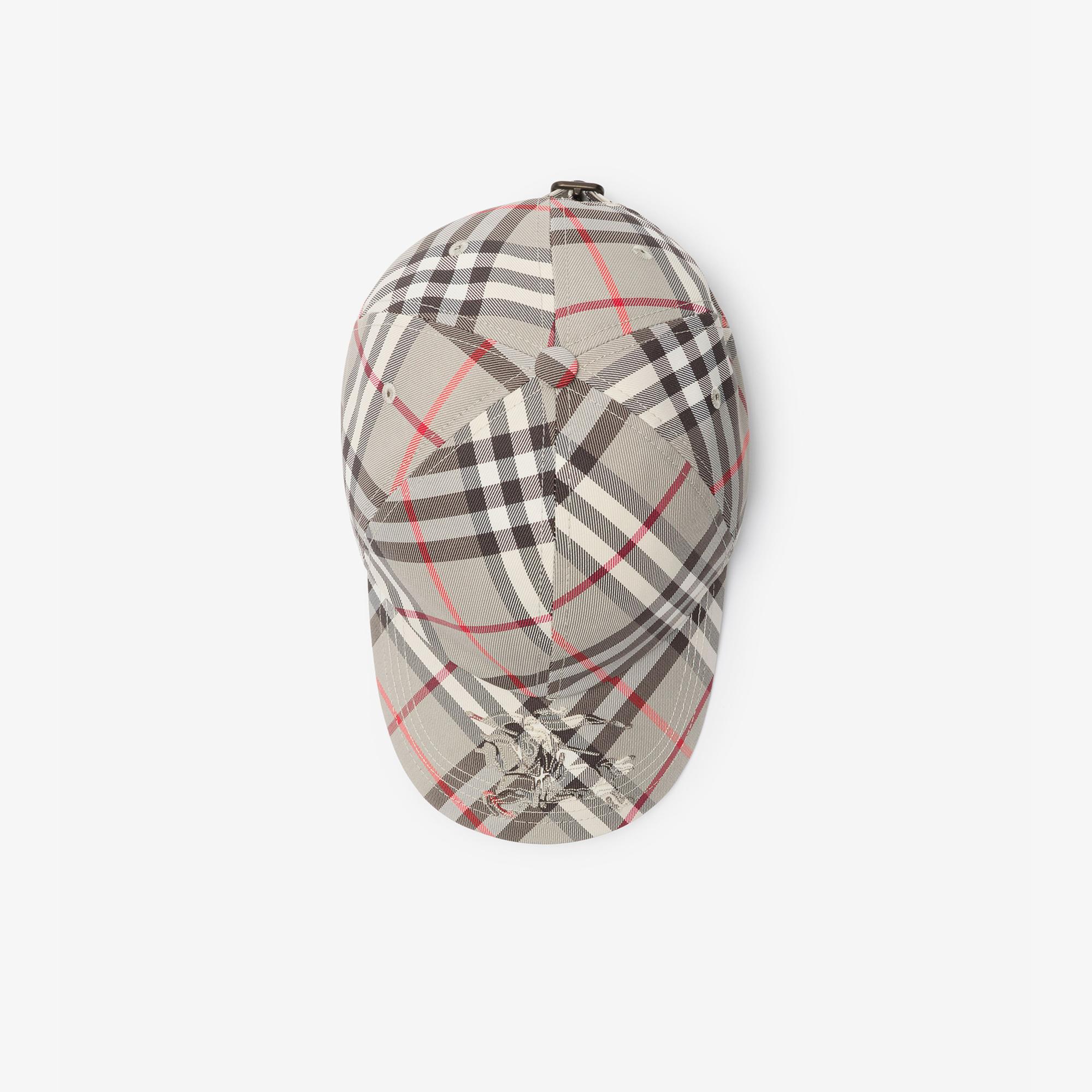 Burberry Kadın Krem Şapka