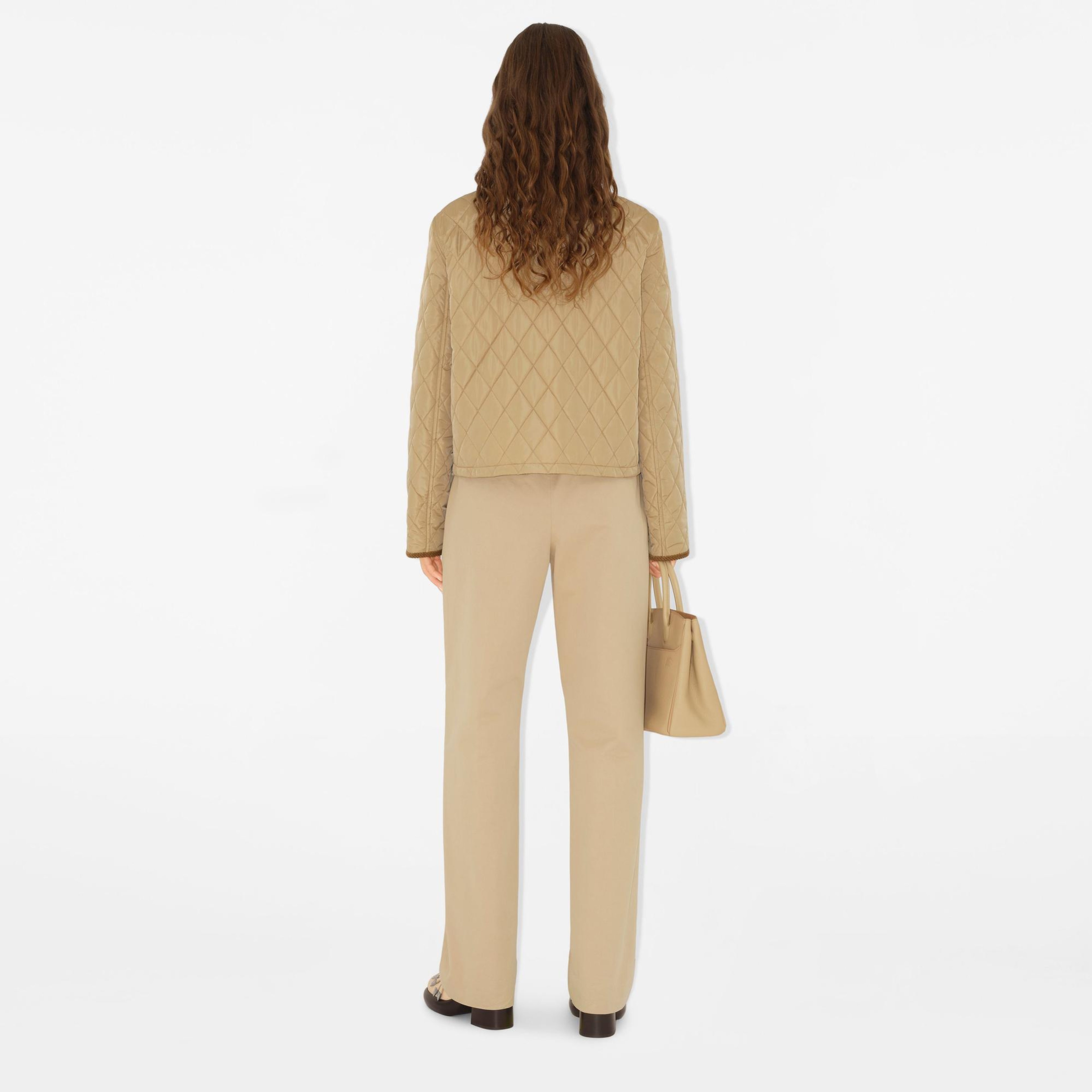 Burberry Tal Cropped Quilted Nylon Kadın Bej Mont