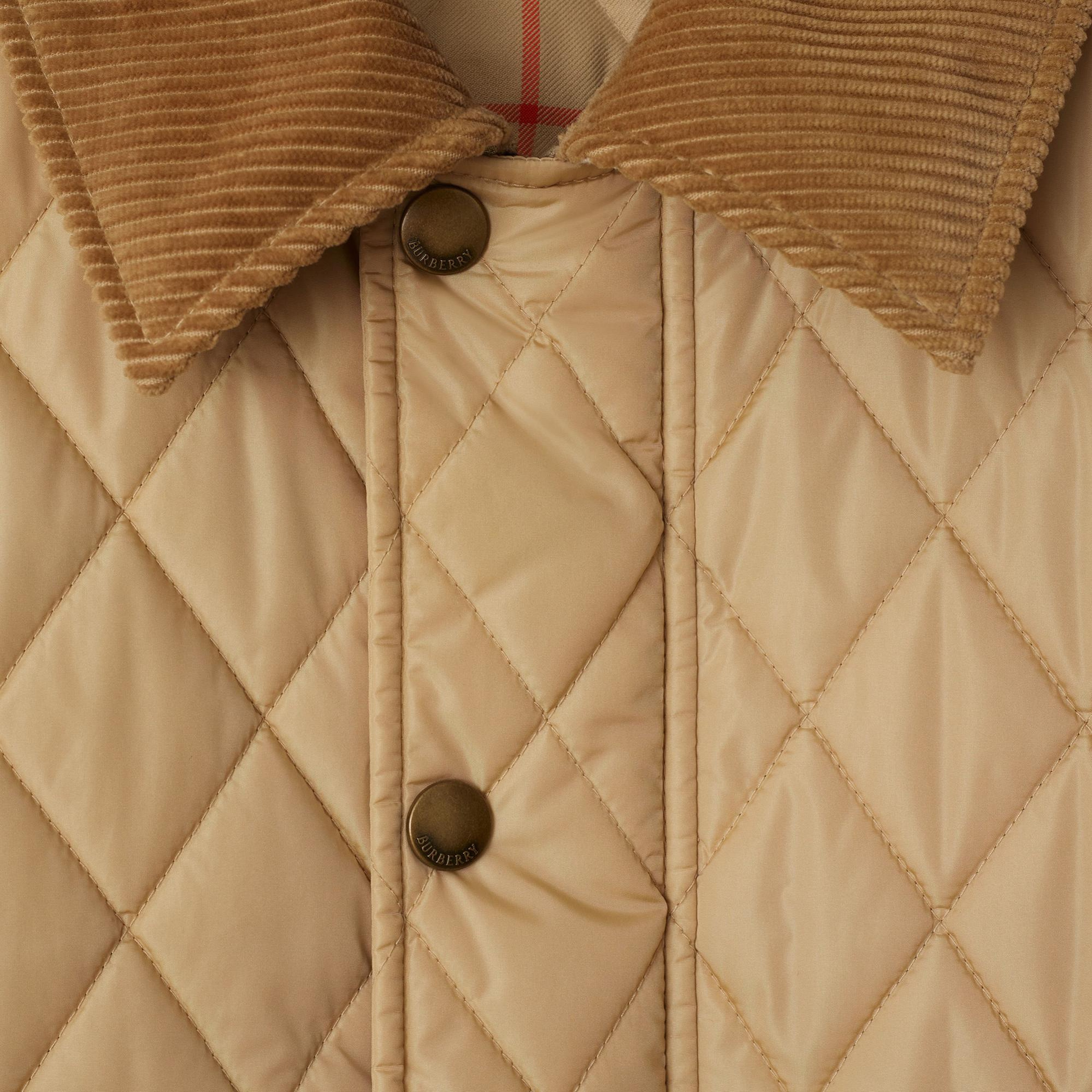 Burberry Tal Cropped Quilted Nylon Kadın Bej Mont