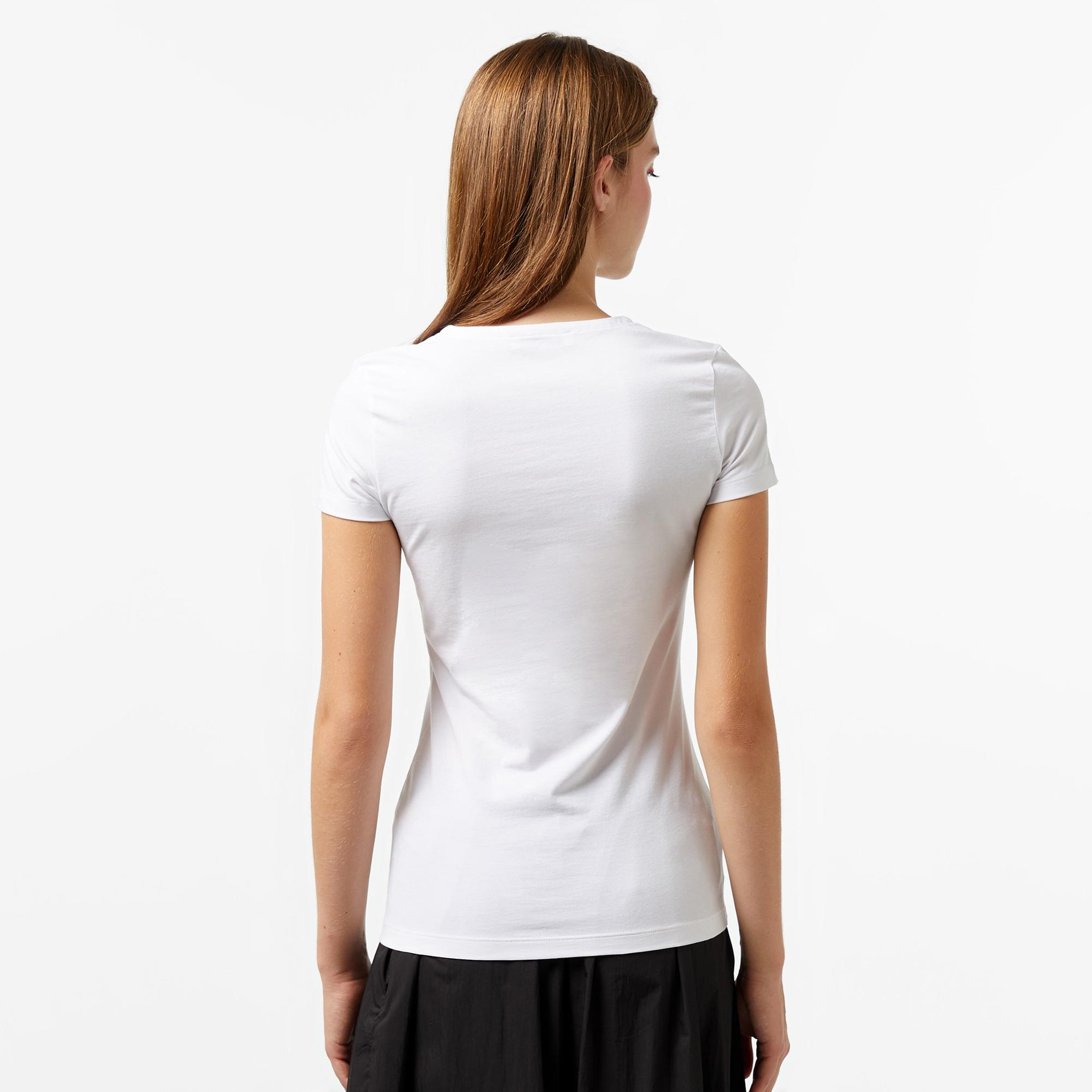 Lacoste Kadın Slim Fit V Yaka Beyaz T-Shirt