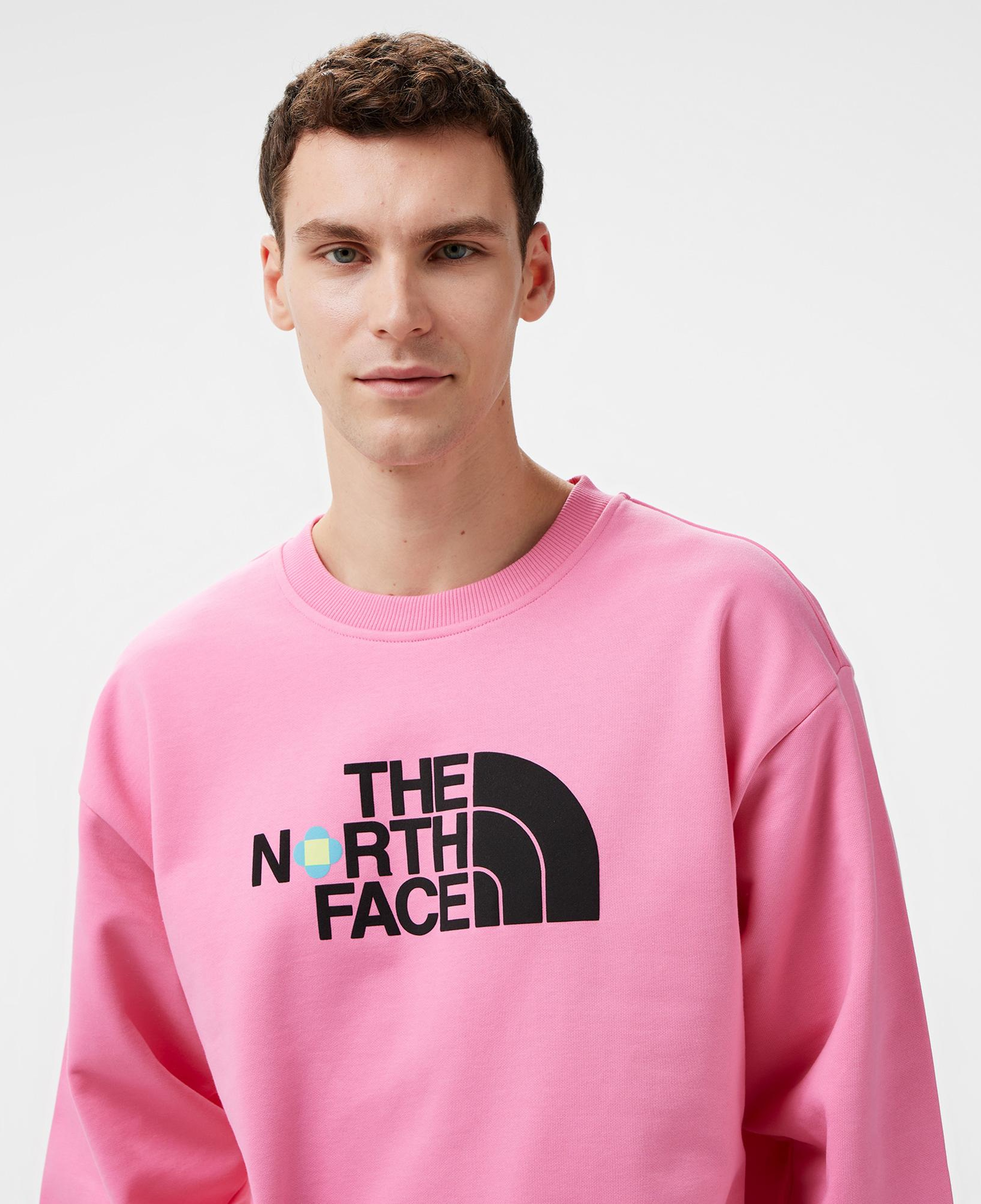 The North Face Yinka Ilori Crew Erkek Pembe Sweatshirt