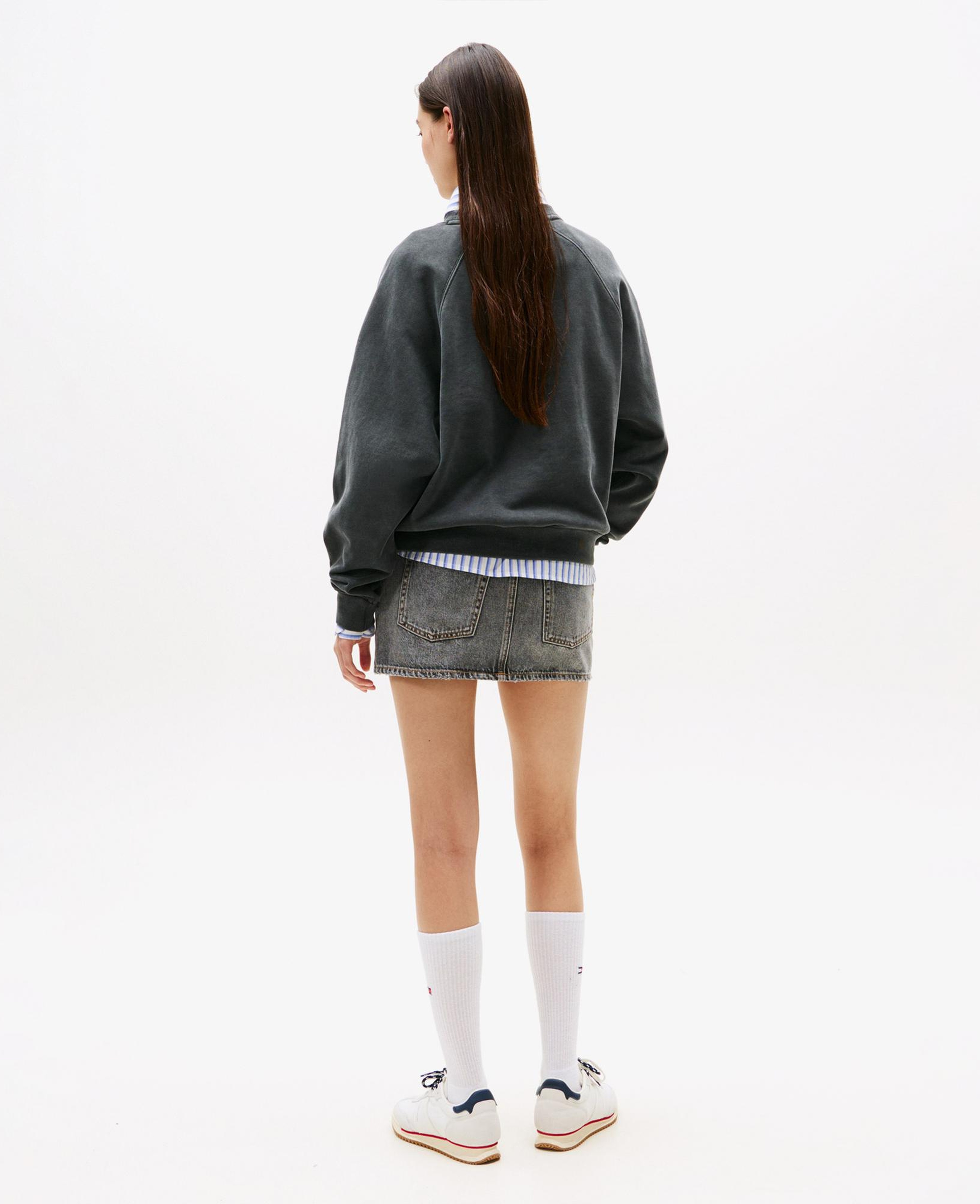 Tommy Jeans Leopard Varsity Crew Kadın Gri Sweatshirt