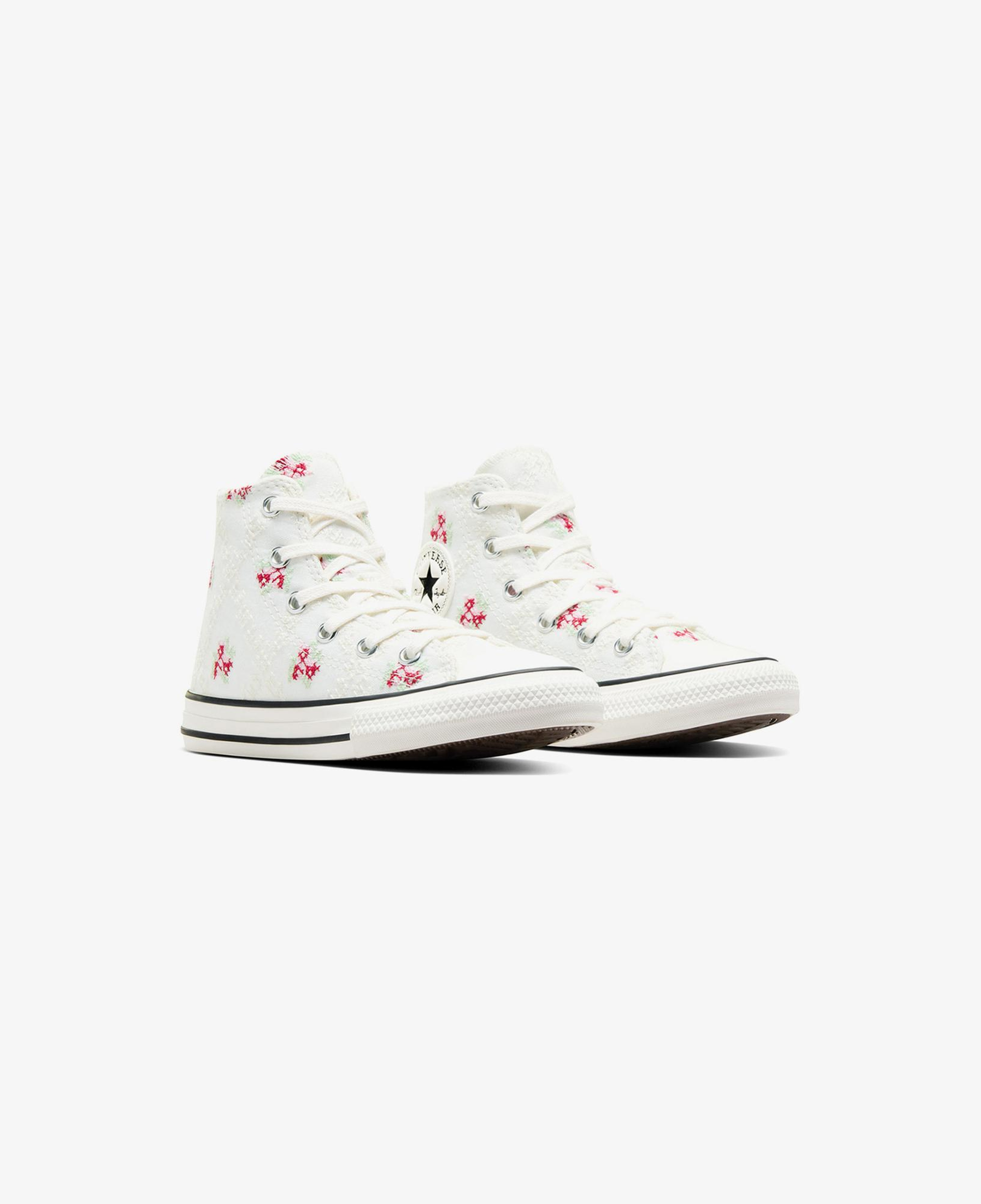 Converse Chuck Taylor All Star Çocuk Beyaz Sneaker
