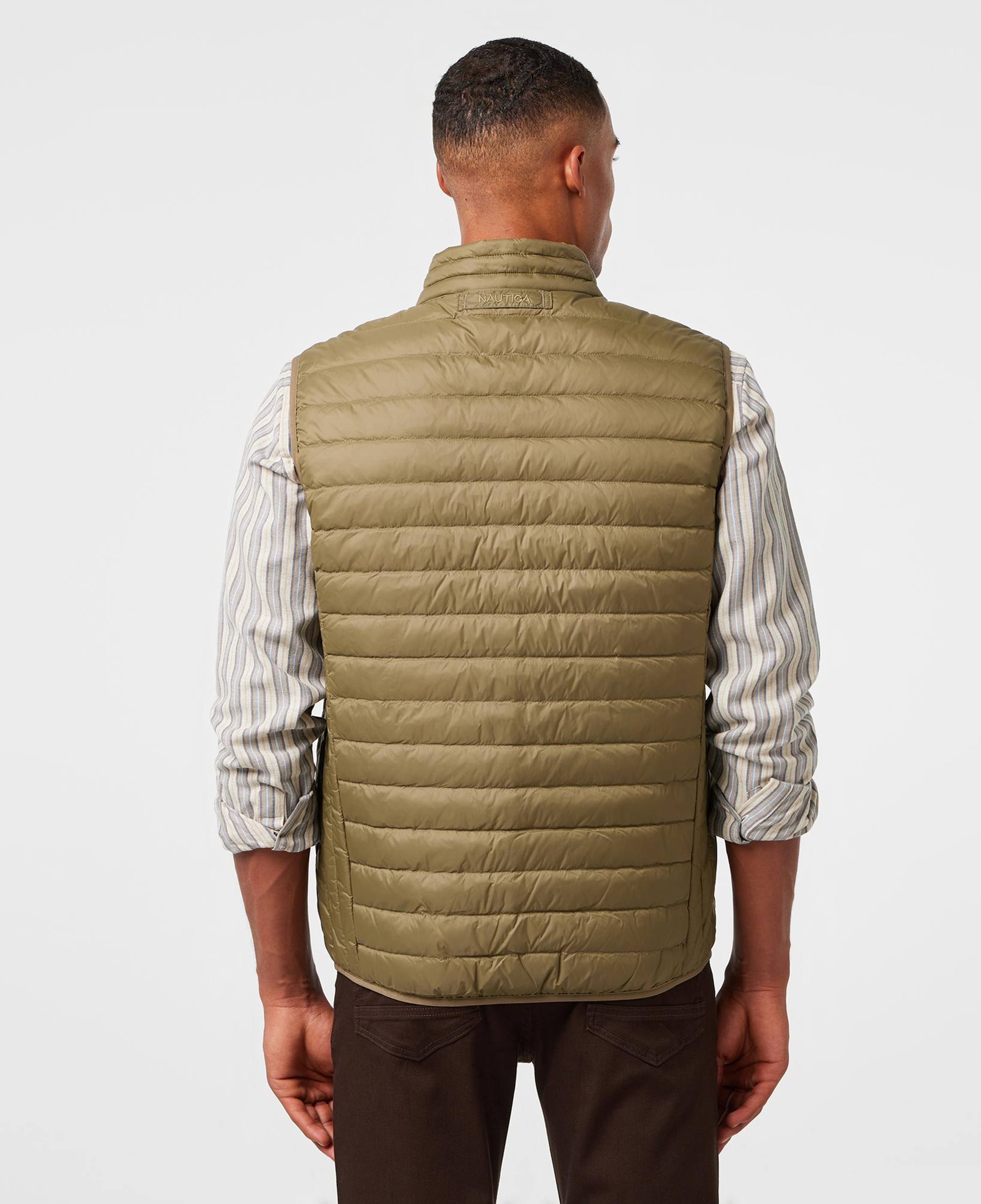 Nautica Erkek Haki Su Kaydırma Özellikli Kaz Tüyü Yelek