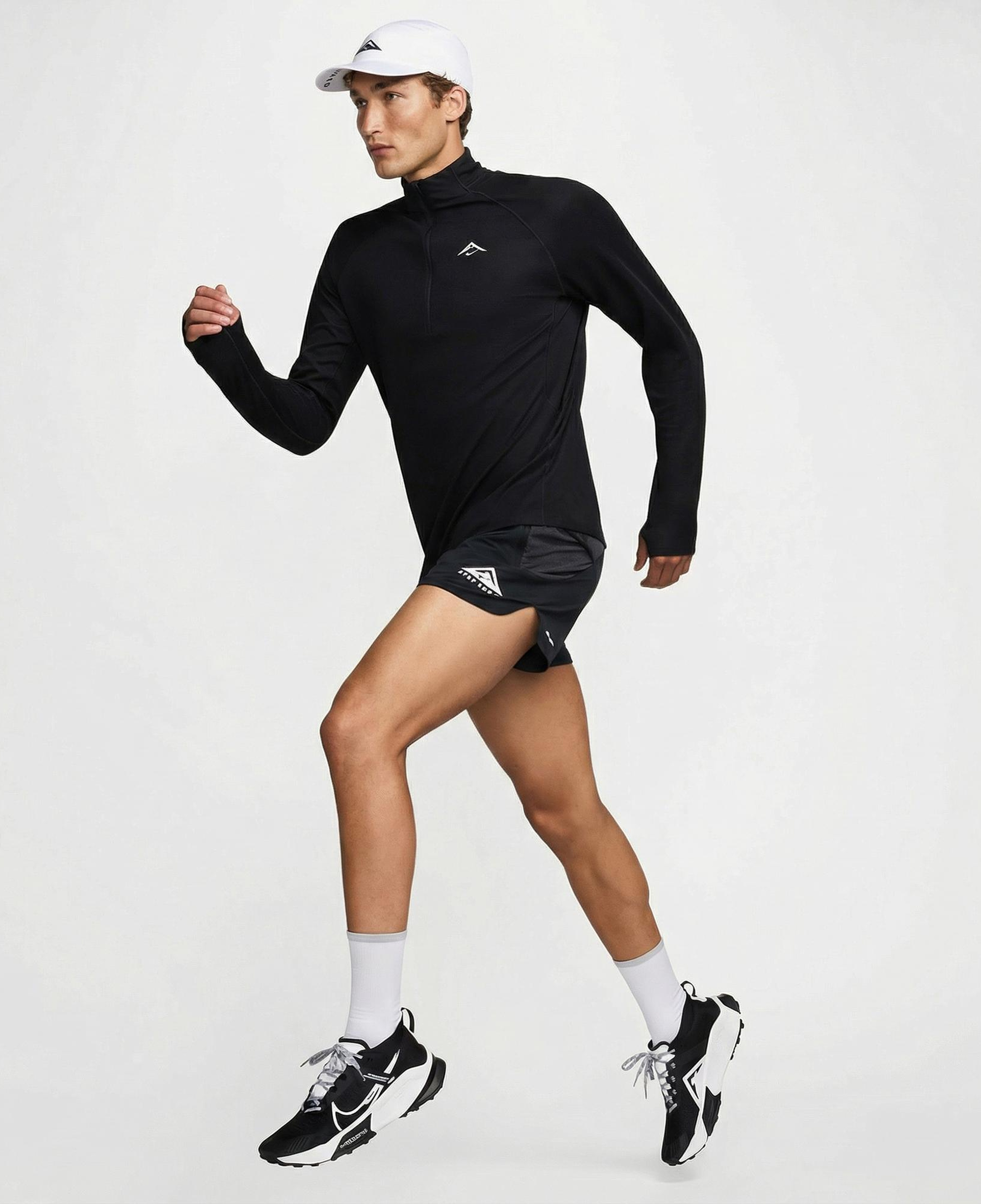 Nike Dri-Fit Trail Midlayer Erkek Siyah Kapüşonlu Hoodie
